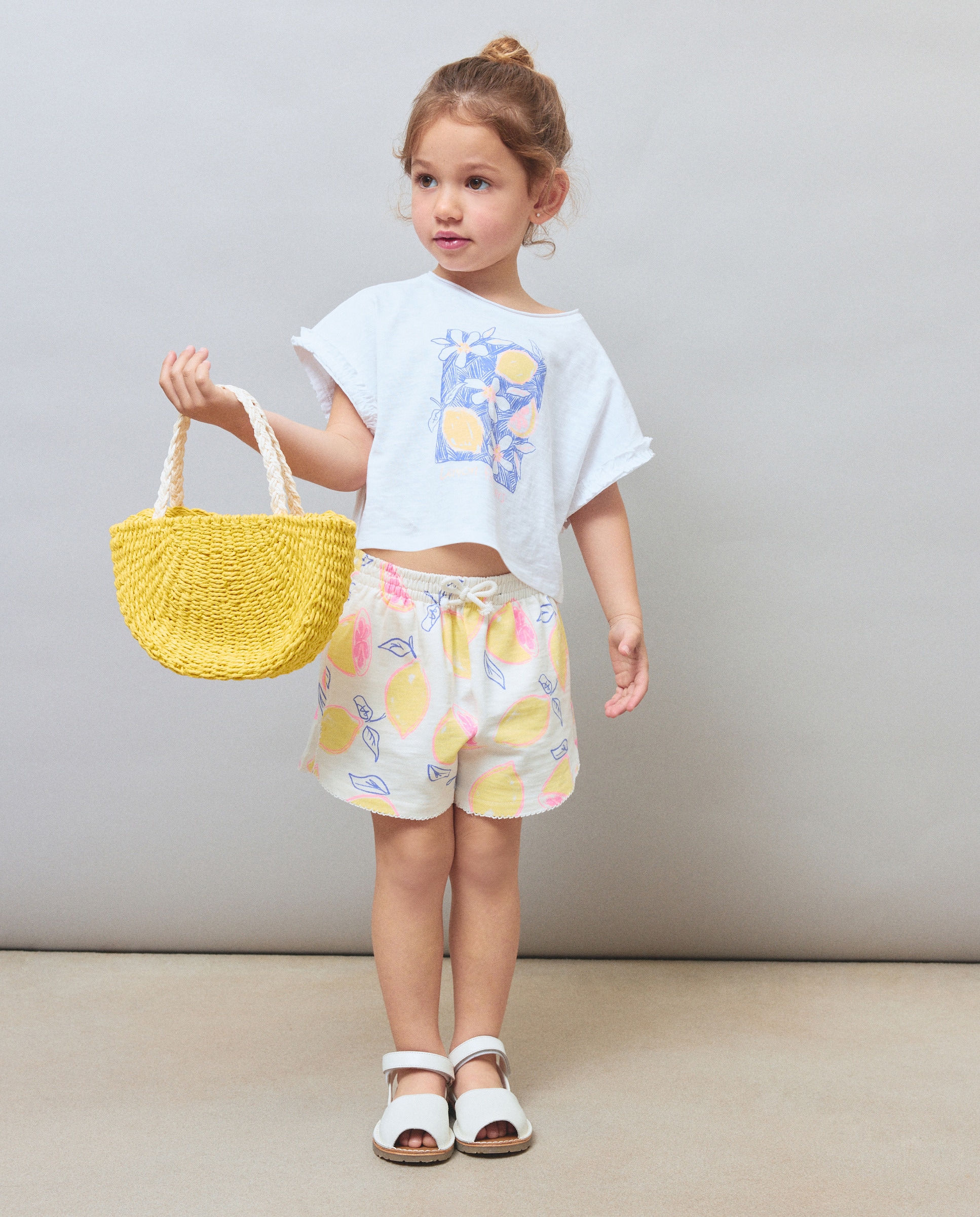 Calções de Felpa com Estampado de Frutas e Acabamento Picotting na Parte Inferior Kids El Corte Inglés 120 Cru-1