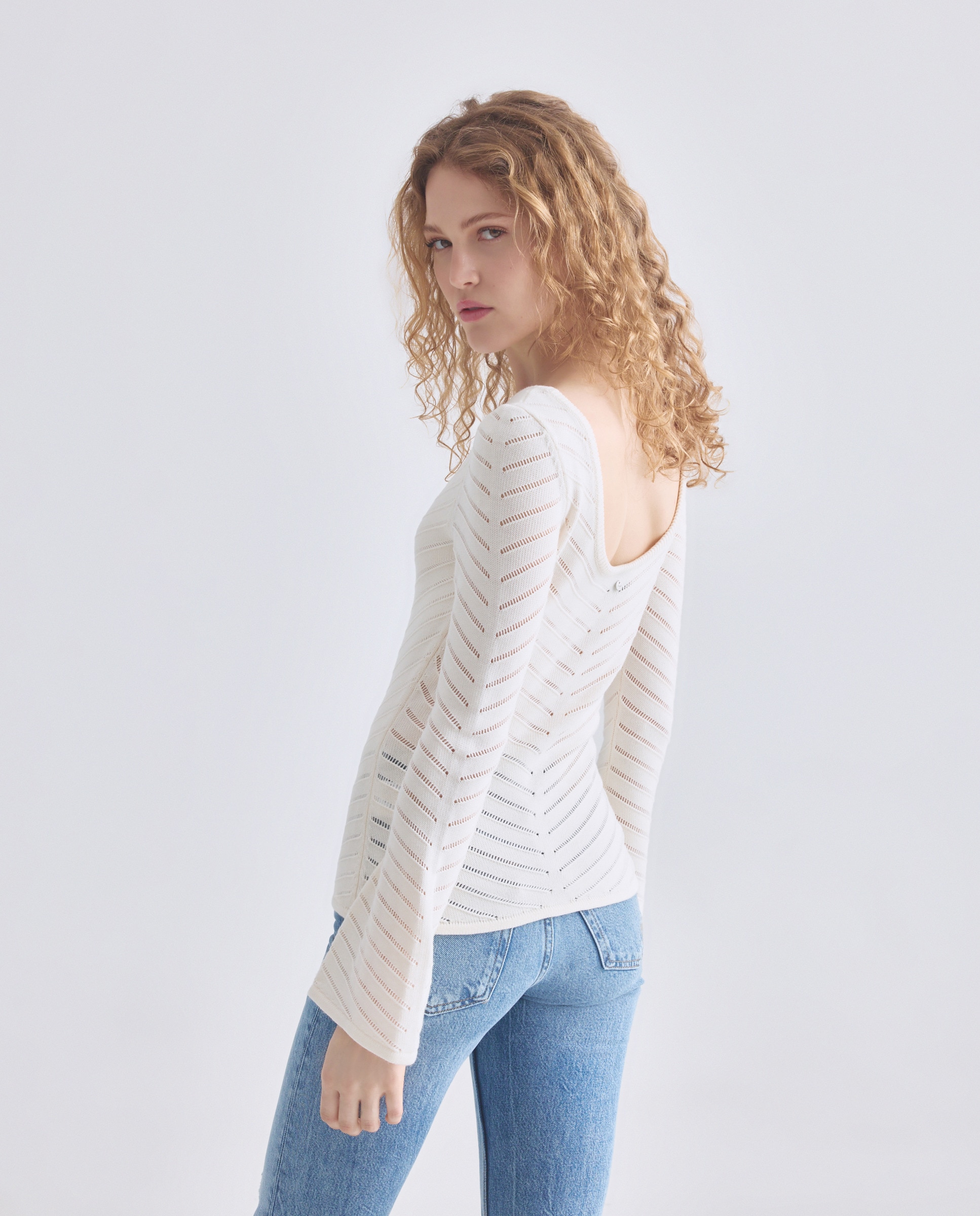 Camisola de Malha com Manga Comprida e Gola Larga Branco-3