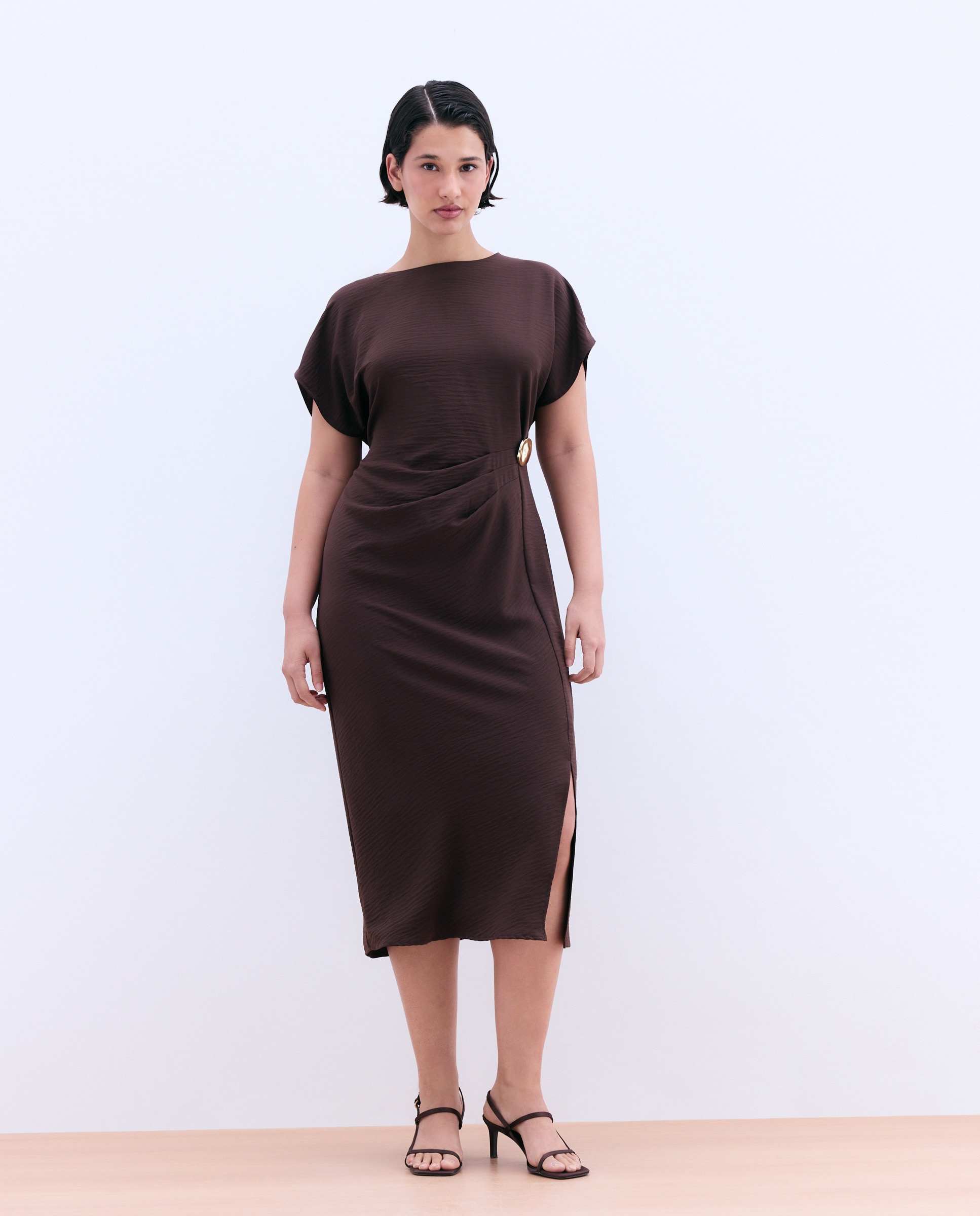 Imagem 0 de Vestido Midi Drapeado sem Mangas