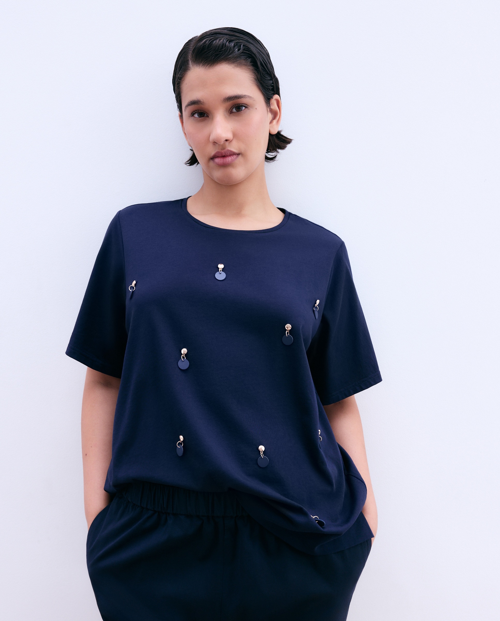 Imagem 0 de T-shirt de Manga Curta com Missangas à Frente