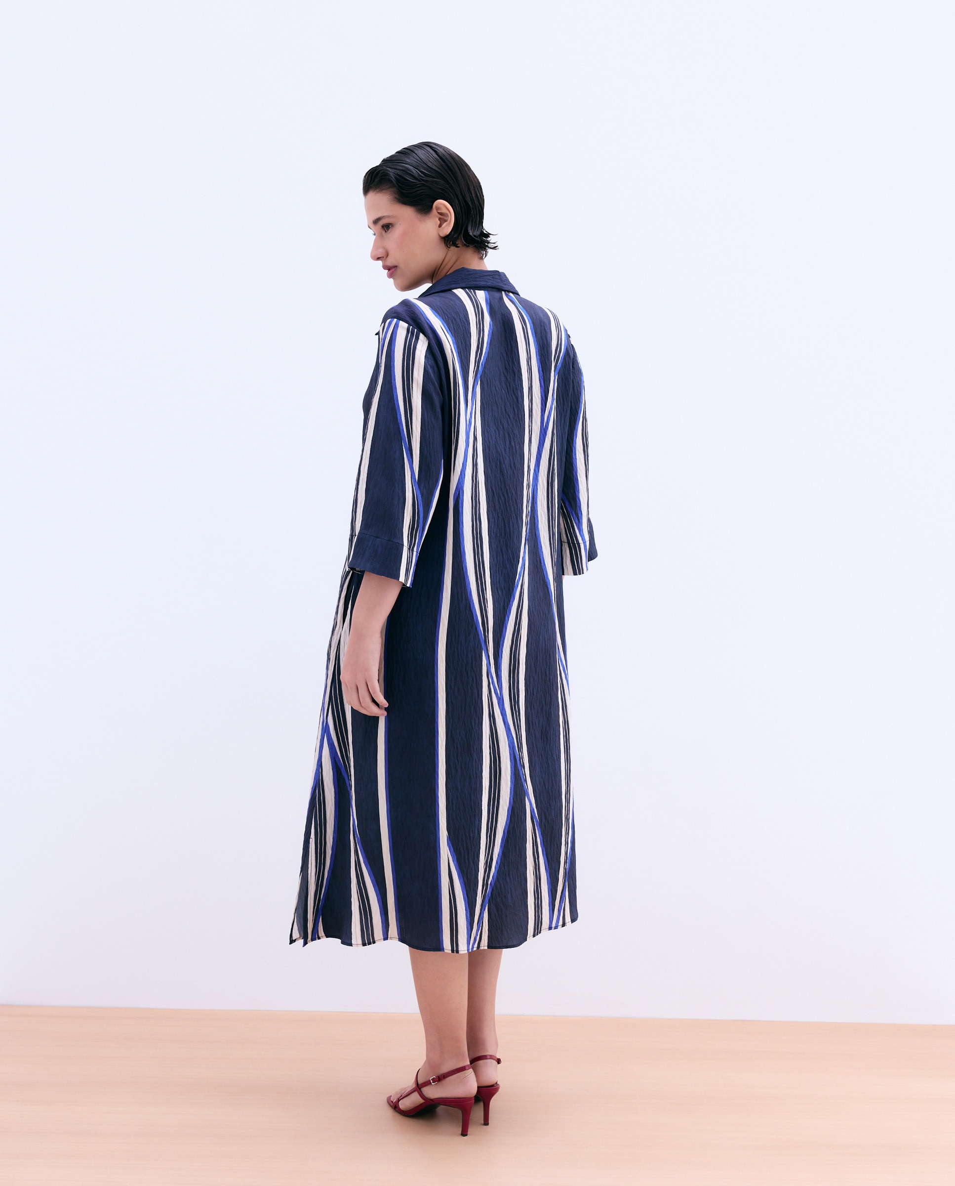 Vestido Midi às Riscas Azul-3