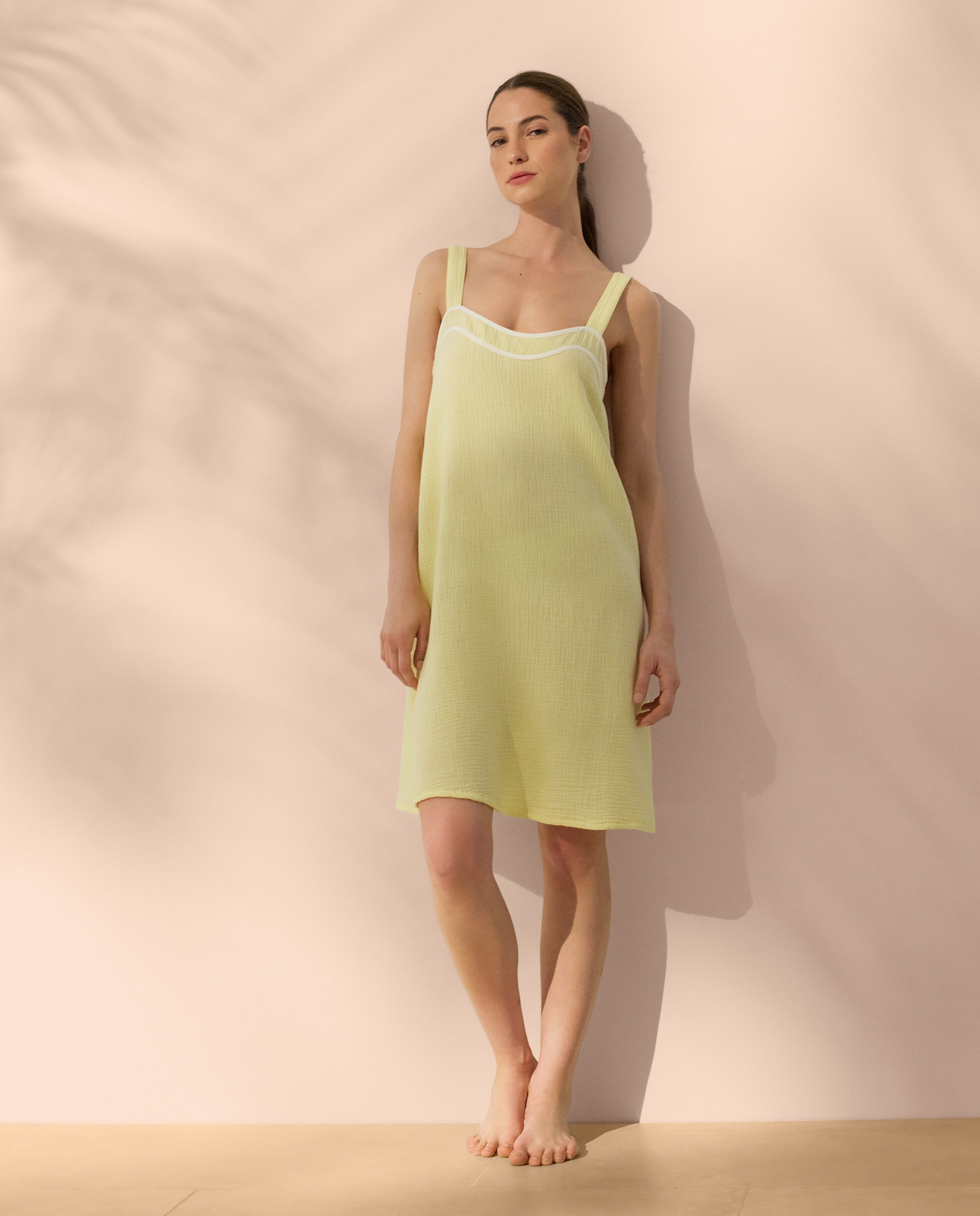 Camisa de Dormir Lisa de Alças 310 Amarelo Claro-1