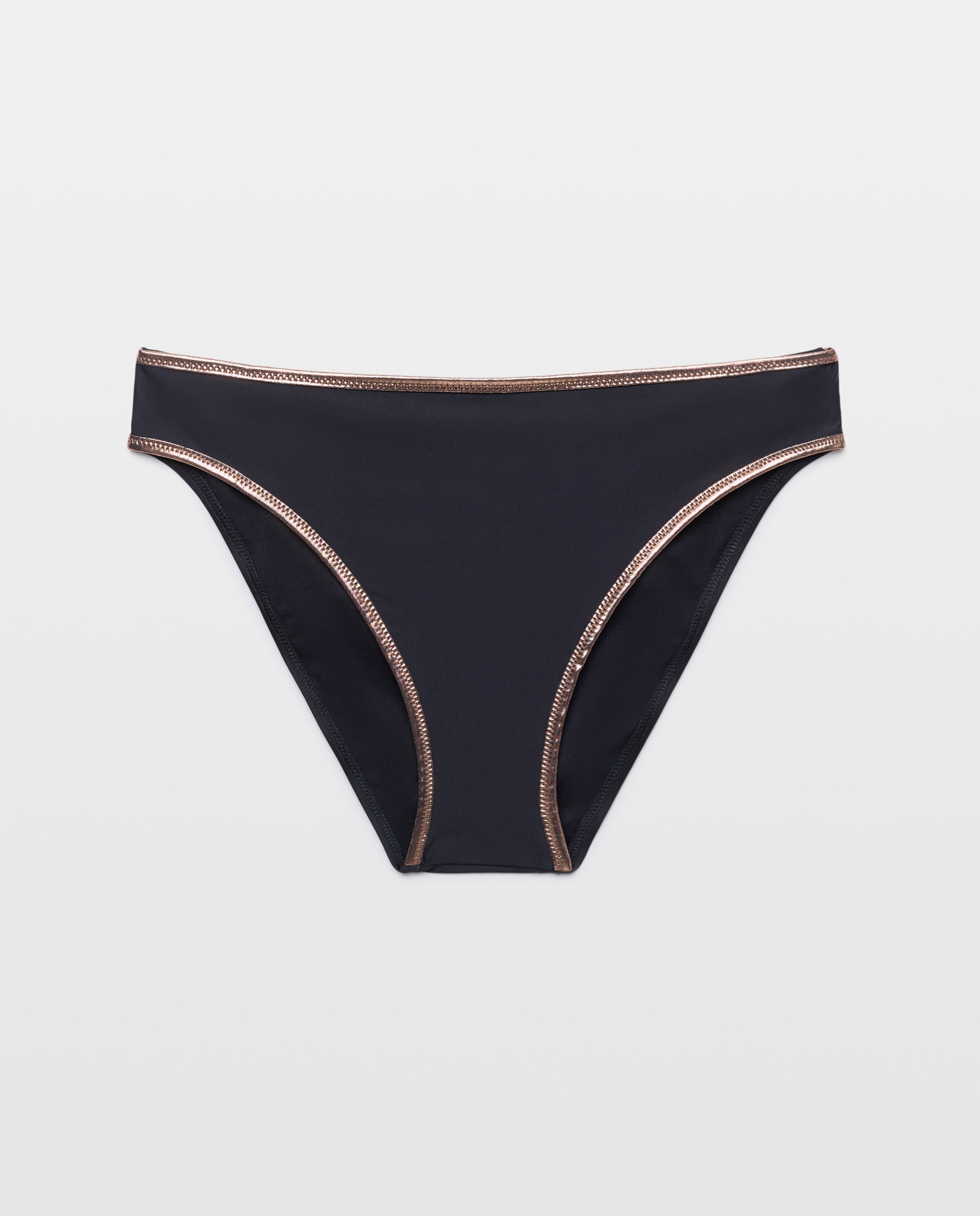 Imagem 0 de Cueca de Biquíni Média Normal que Recolhe Bem à Frente e Atrás