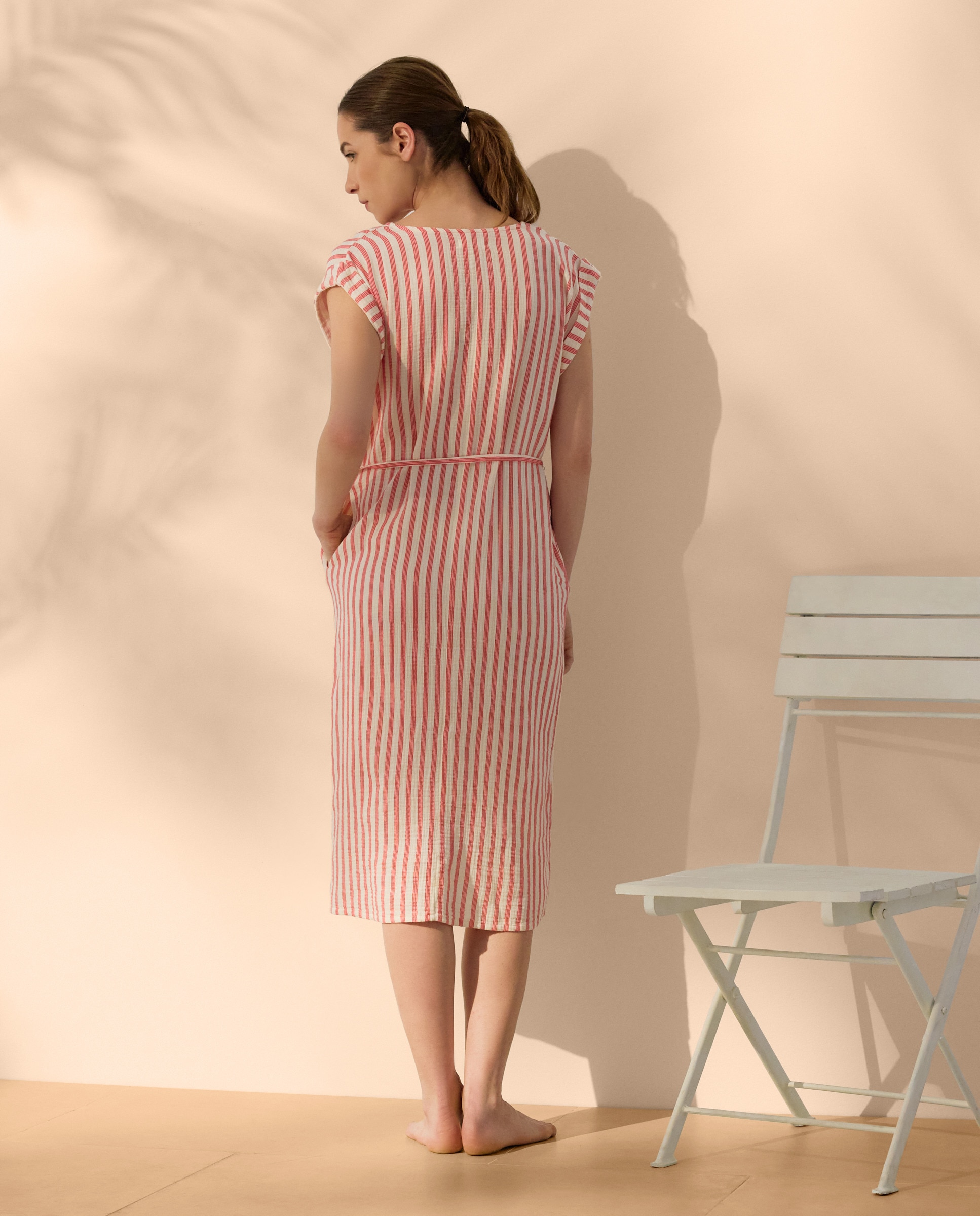 Vestido sem Mangas com Riscas Estampadas Vermelho-3