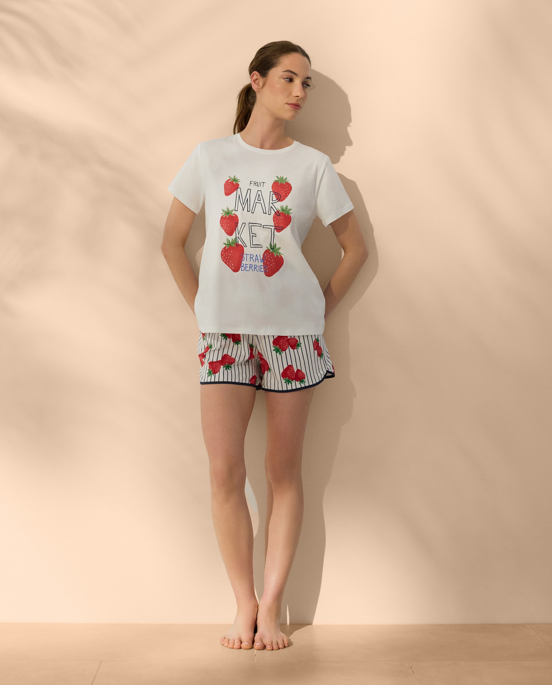 Imagem 0 de Calções de Pijama com Estampado às Riscas e de Morangos