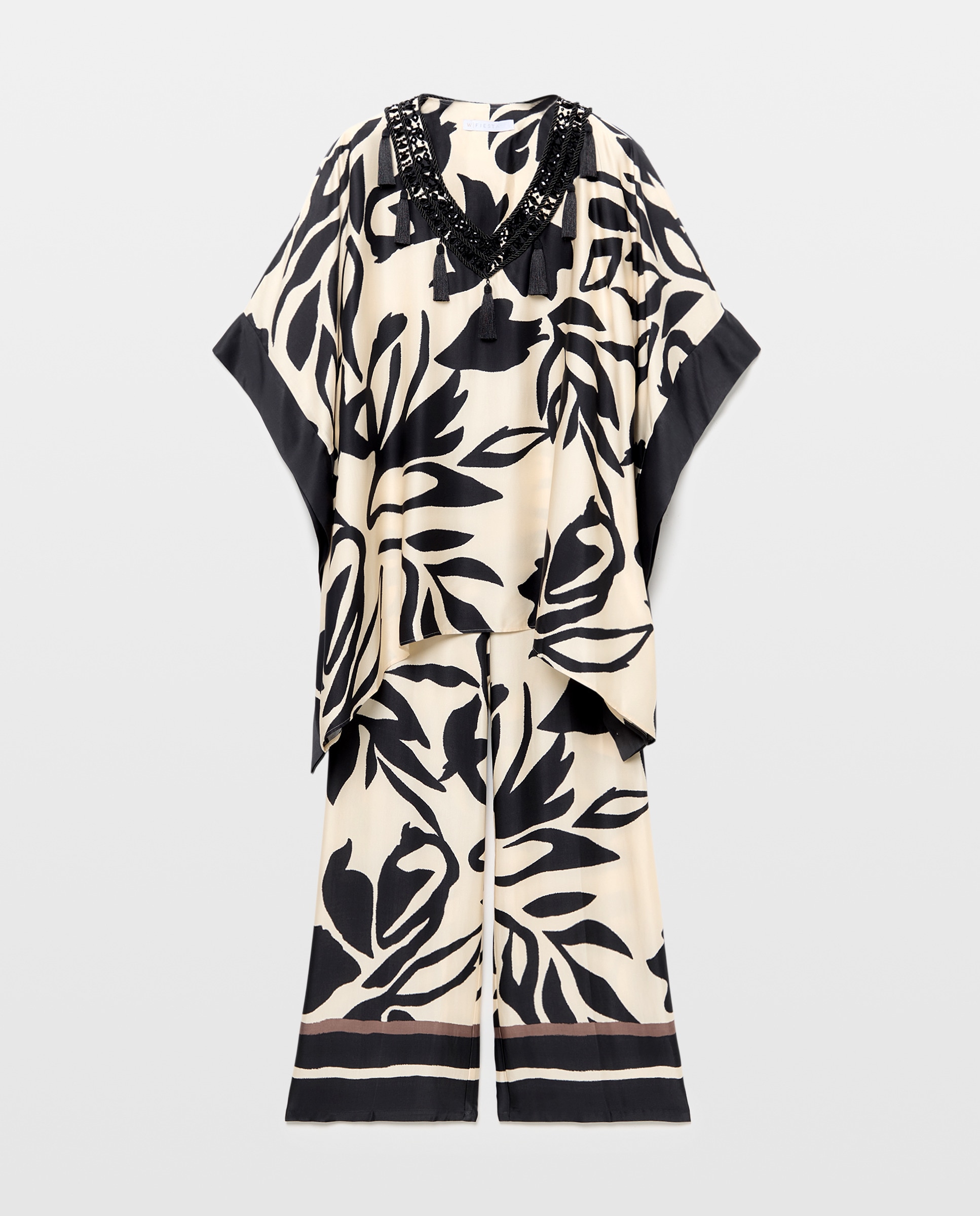 Conjunto de Duas Peças com Estampado e Bainha nas Calças Branco-5