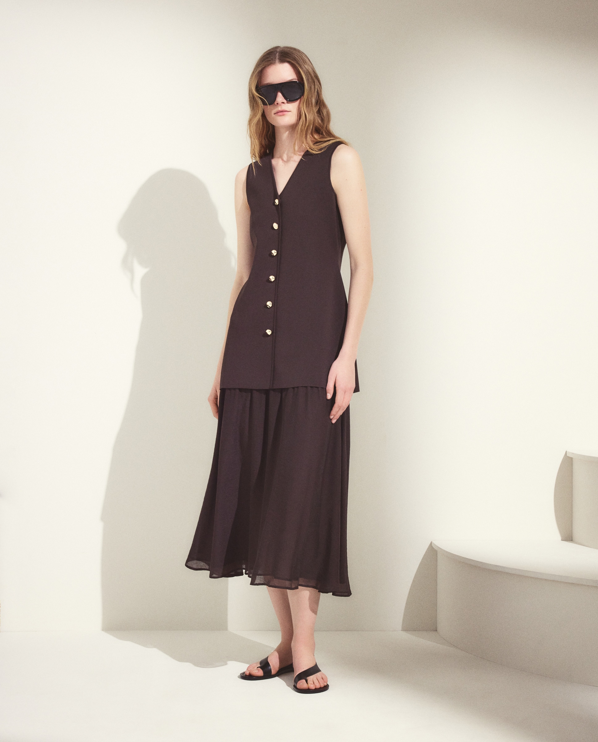 Vestido sem Mangas Combinado com Colete de Tricot Chocolate-2