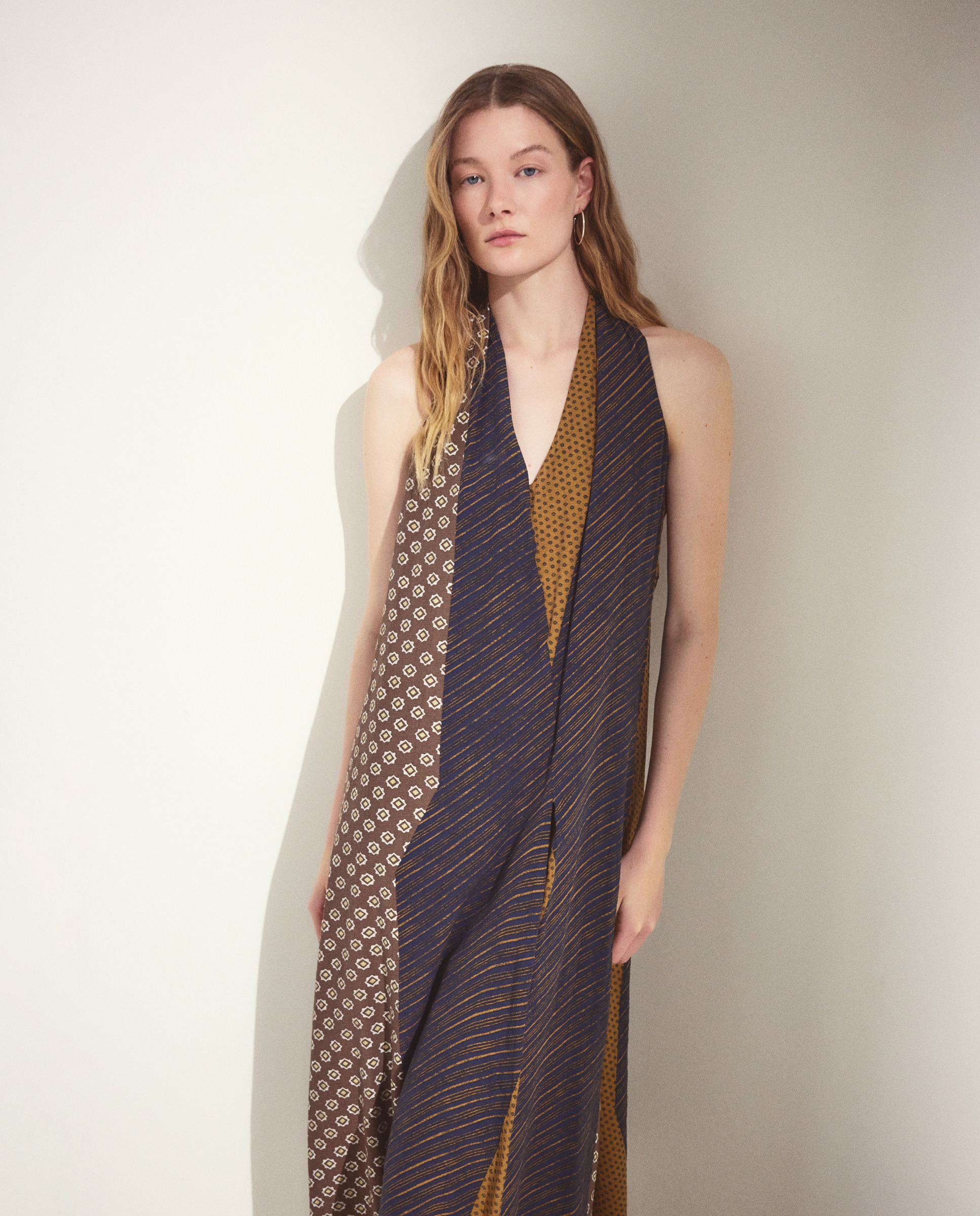 Vestido midi estampado sem mangas Verde-2