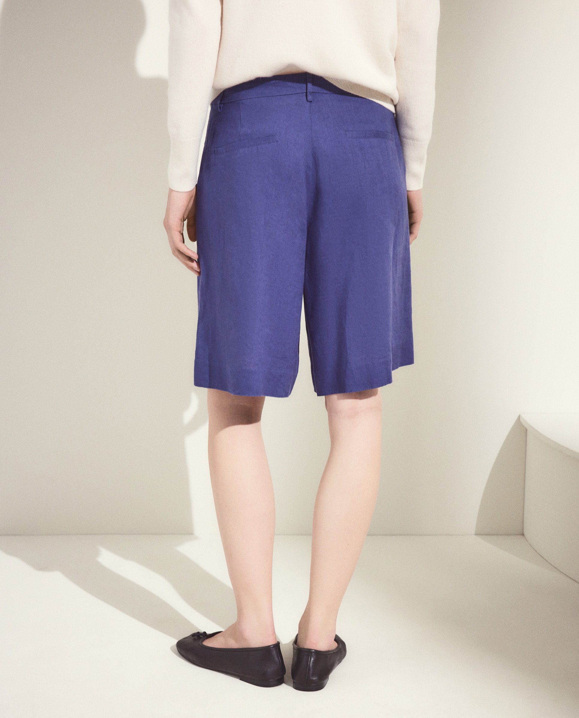 Bermudas Lisas com Prega de Linho Azul-marinho-3