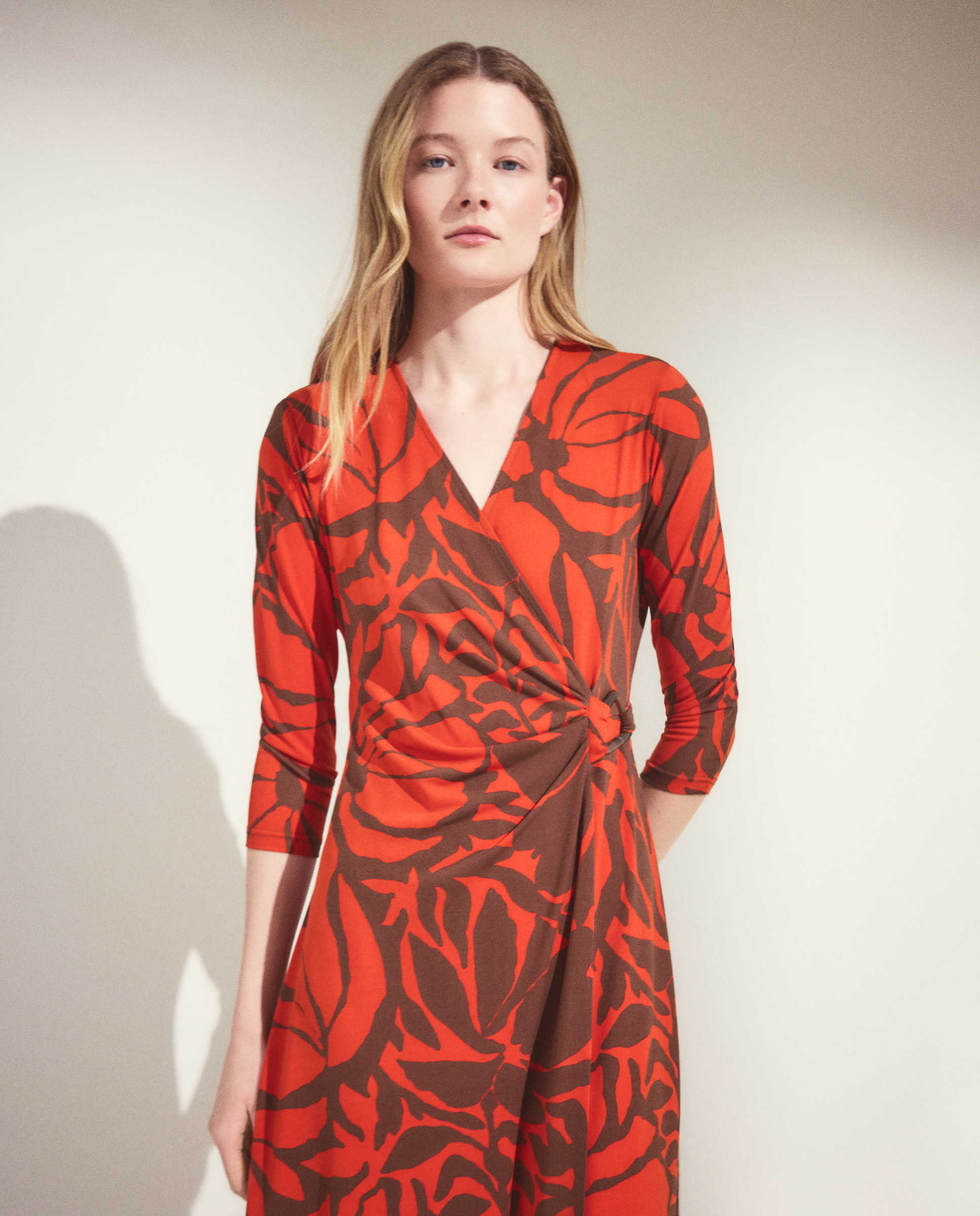 Vestido Midi com Manga Comprida e Estampado Floral Vermelho-2