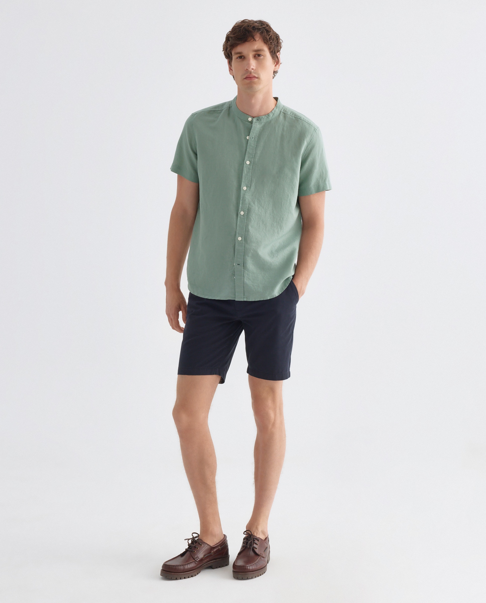 Camisa sport manga corta hombre con lino cuello mao 510 Verde claro-2