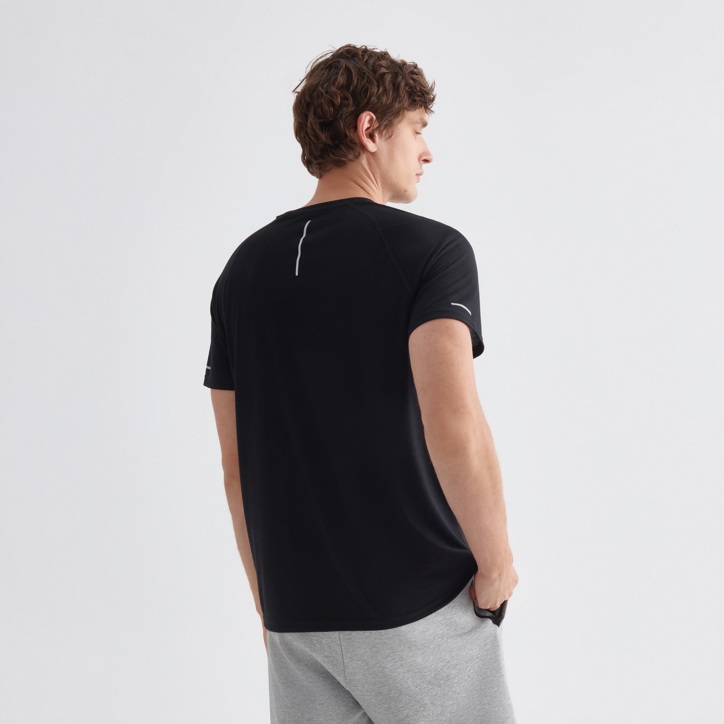 Camiseta manga corta ranglán de hombre Negro-3