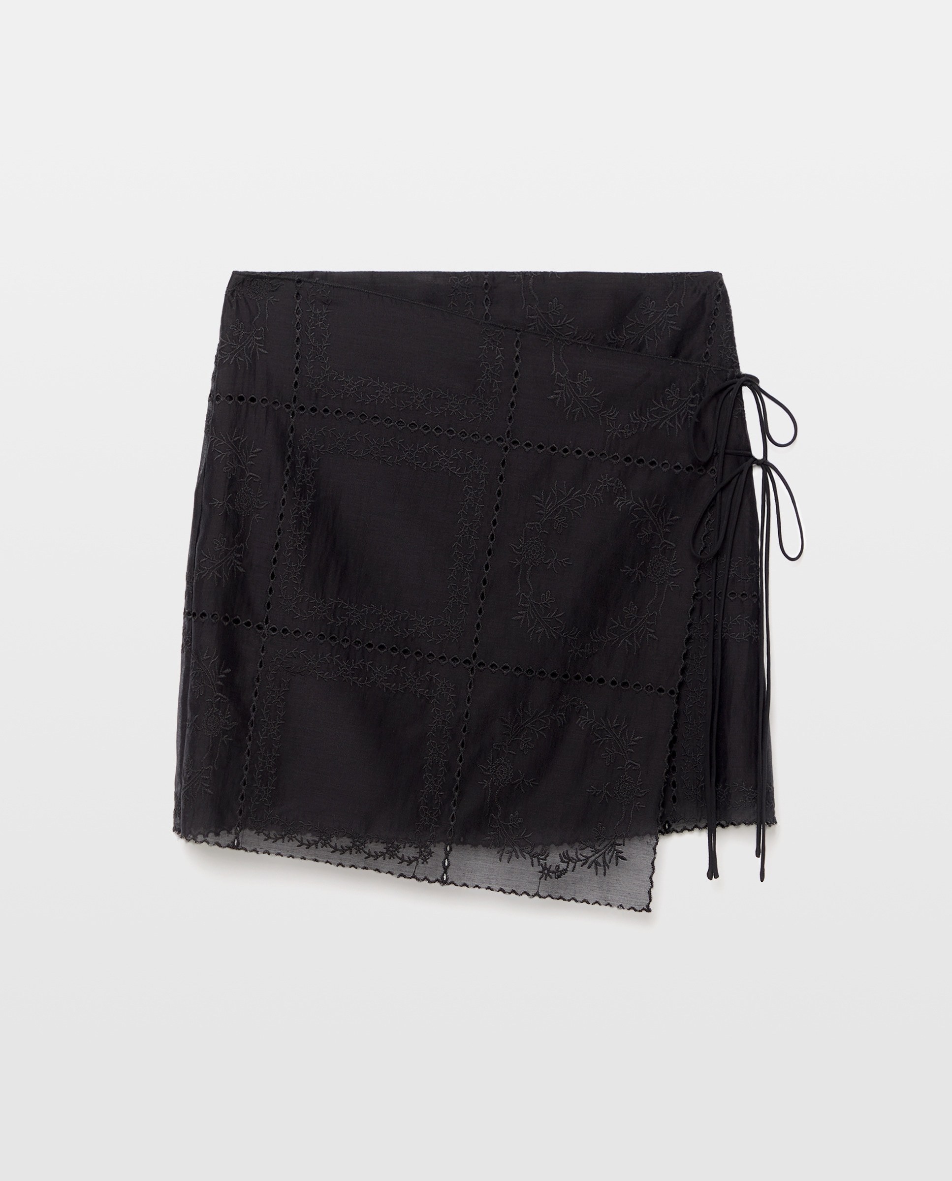Imagen 0 de Falda corta pareo con lazada y bordados