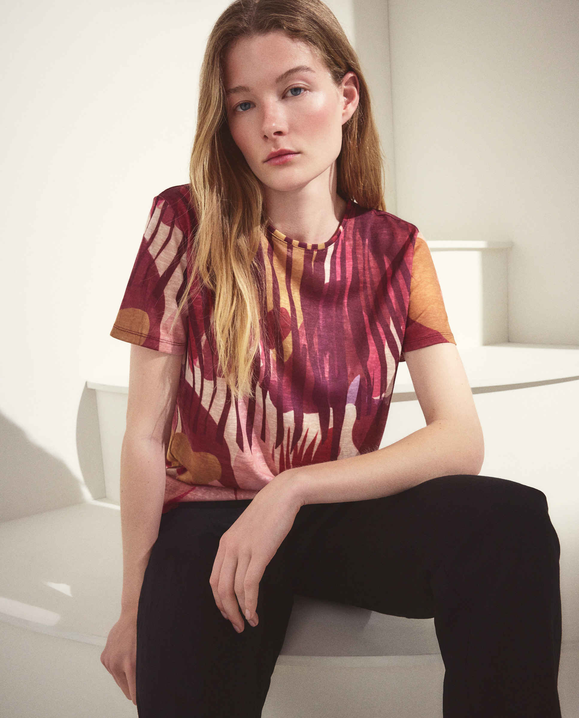 Imagem 0 de T-shirt de Manga Curta com Decote Redondo