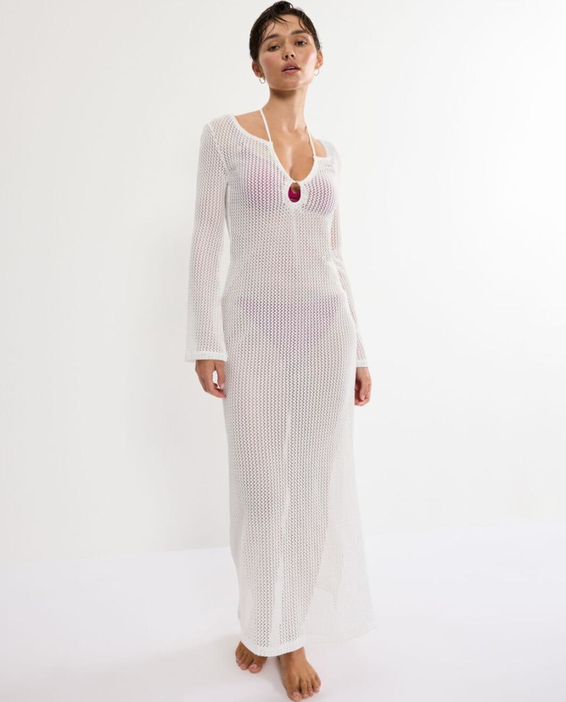 Imagem 0 de Vestido Comprido de Crochet com Manga Comprida. Confecionado em Tecidos Reciclados de Tacto Agradável.