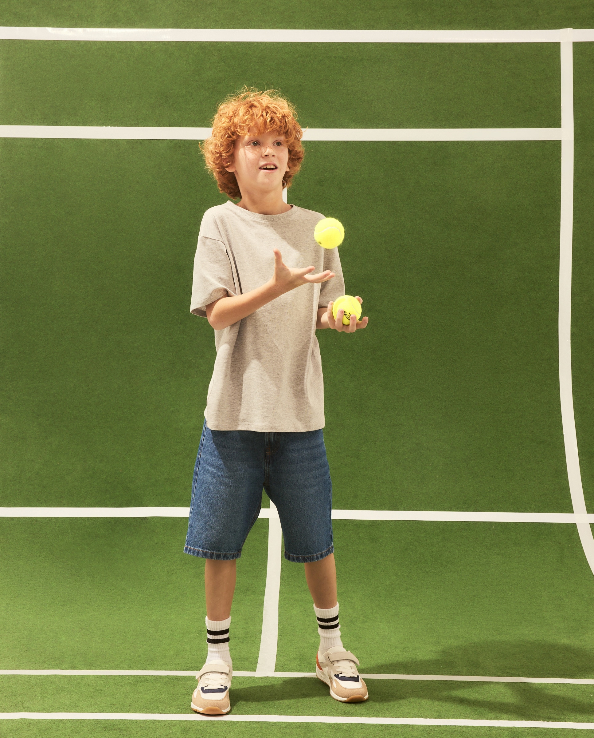 T-shirt de Manga Curta Lisa Cinzento-claro-1