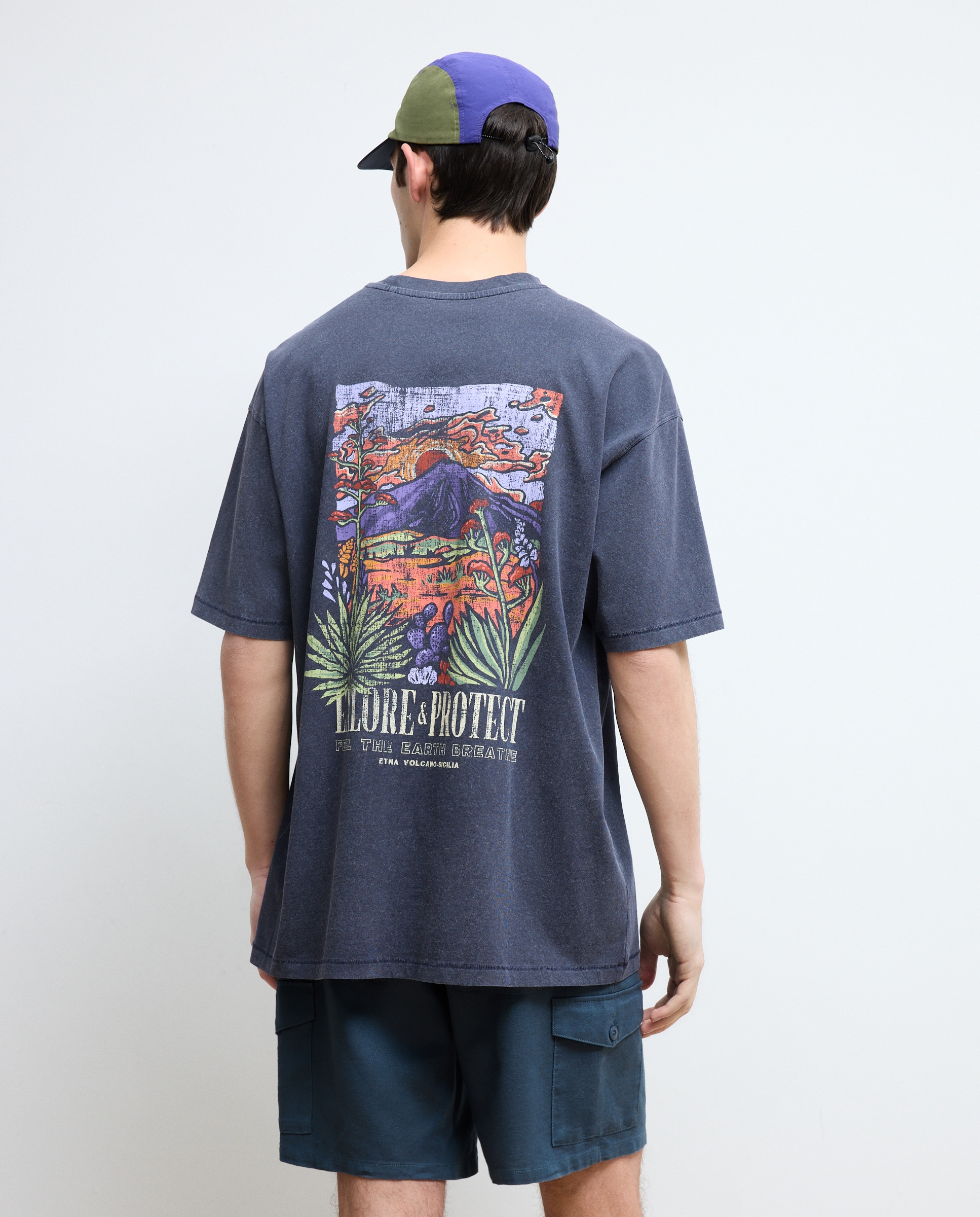 T-shirt de Manga Curta Acid Wash com Estampado Posicional Preto-4