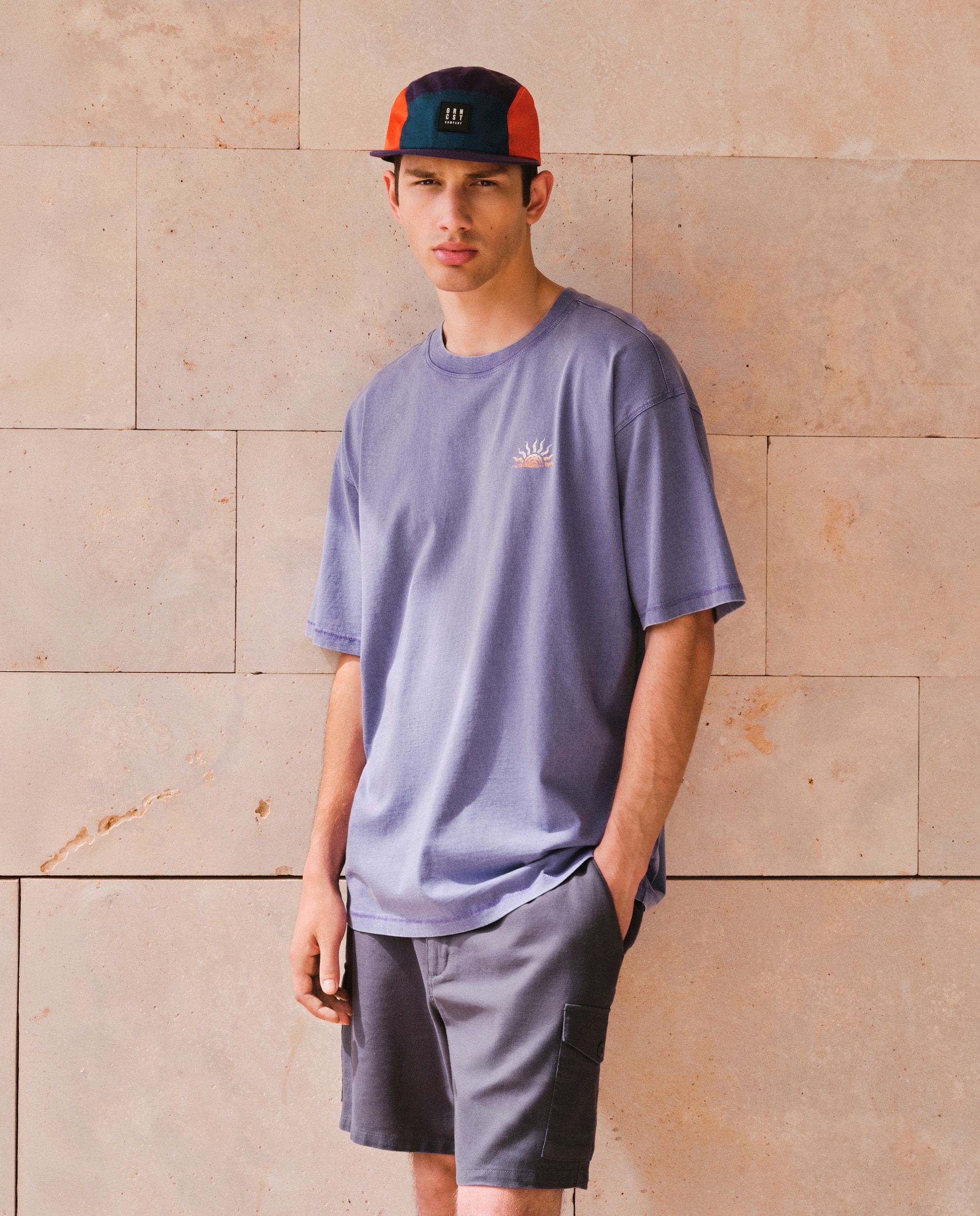 T-shirt de Manga Curta Acid Wash com Estampado Posicional Roxo-2