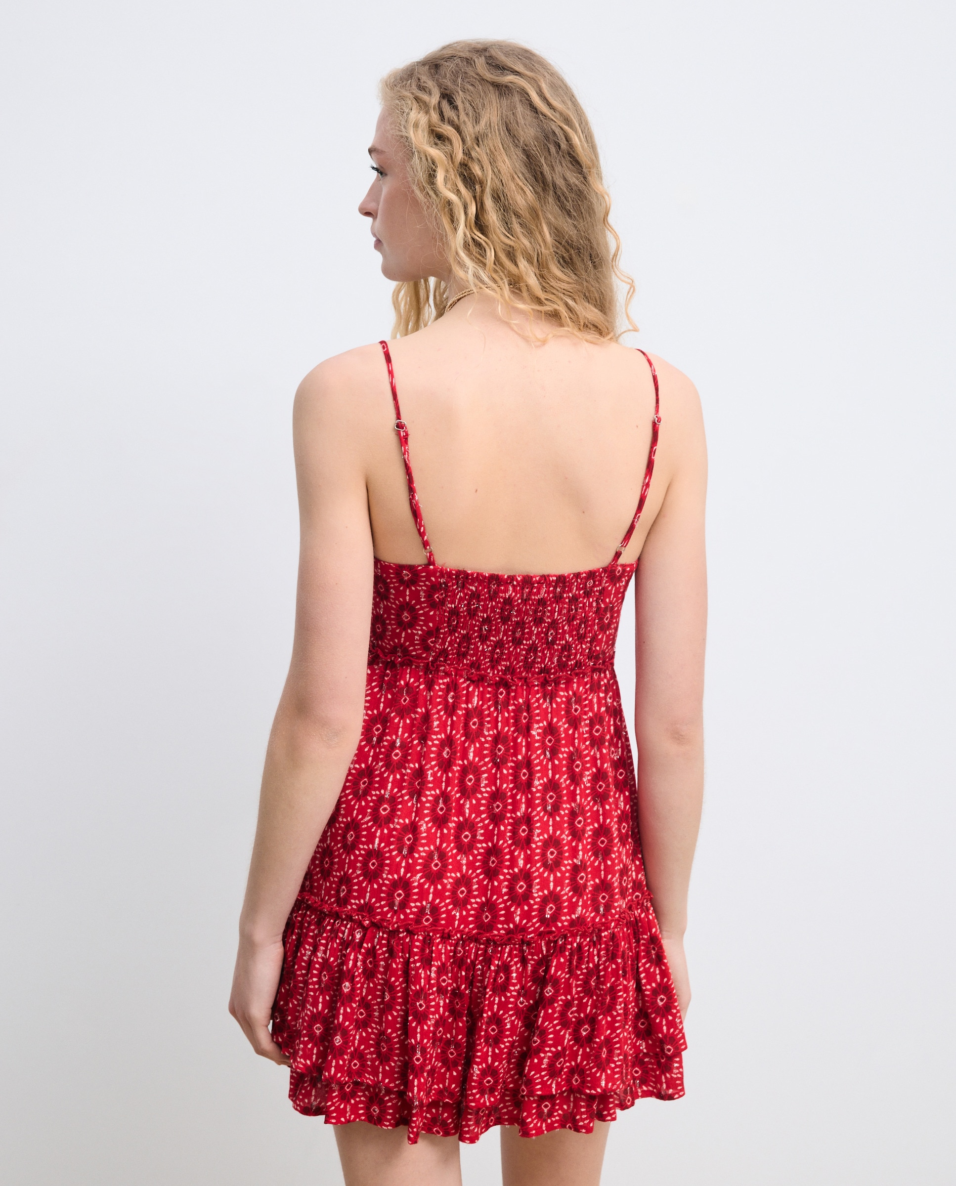 Vestido Curto com Costas Cruzadas 600 Vermelho-3