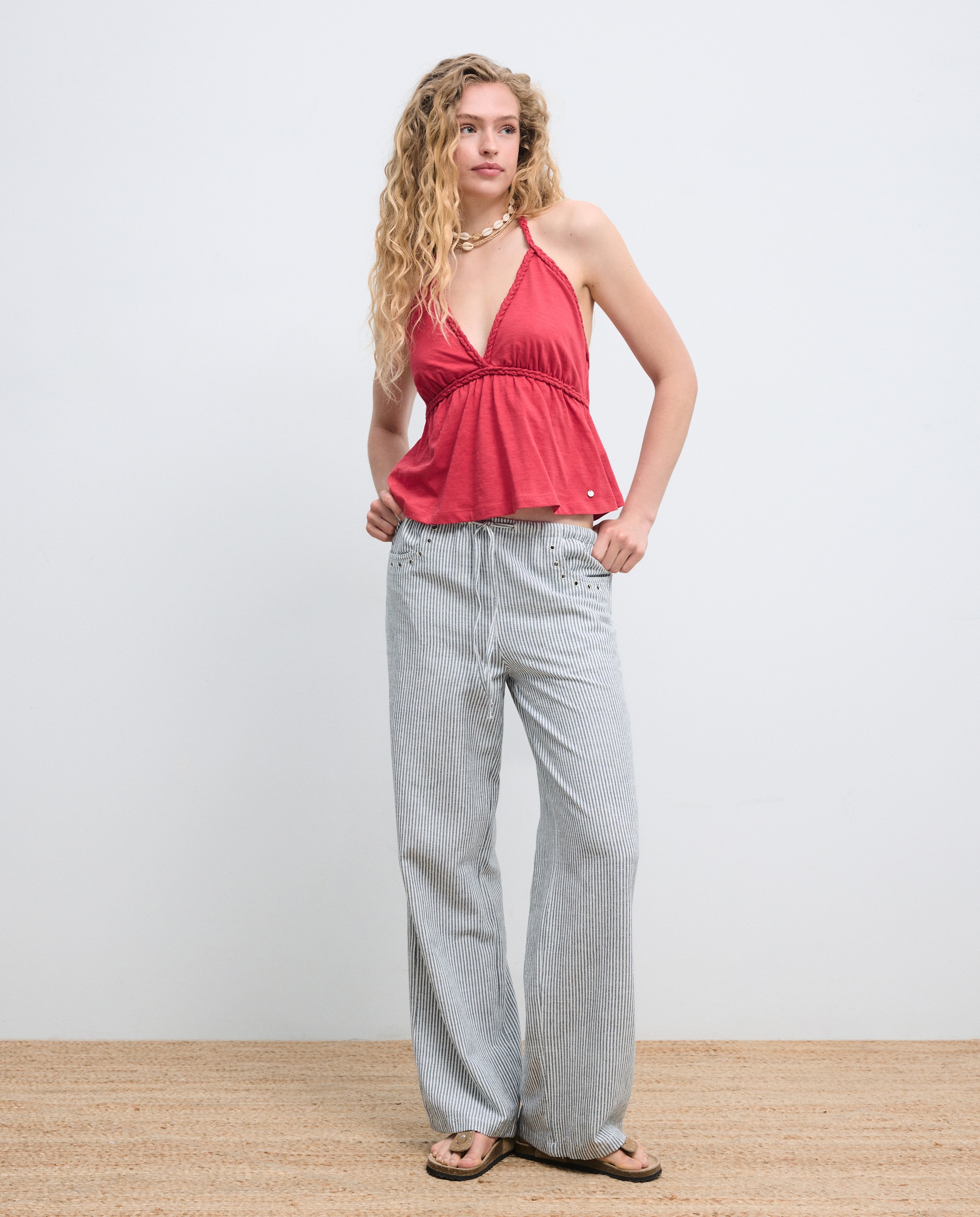 Imagen 2 de Top de mujer halter con trenza lisa - Green Coast - 600 Rojo 600 Rojo