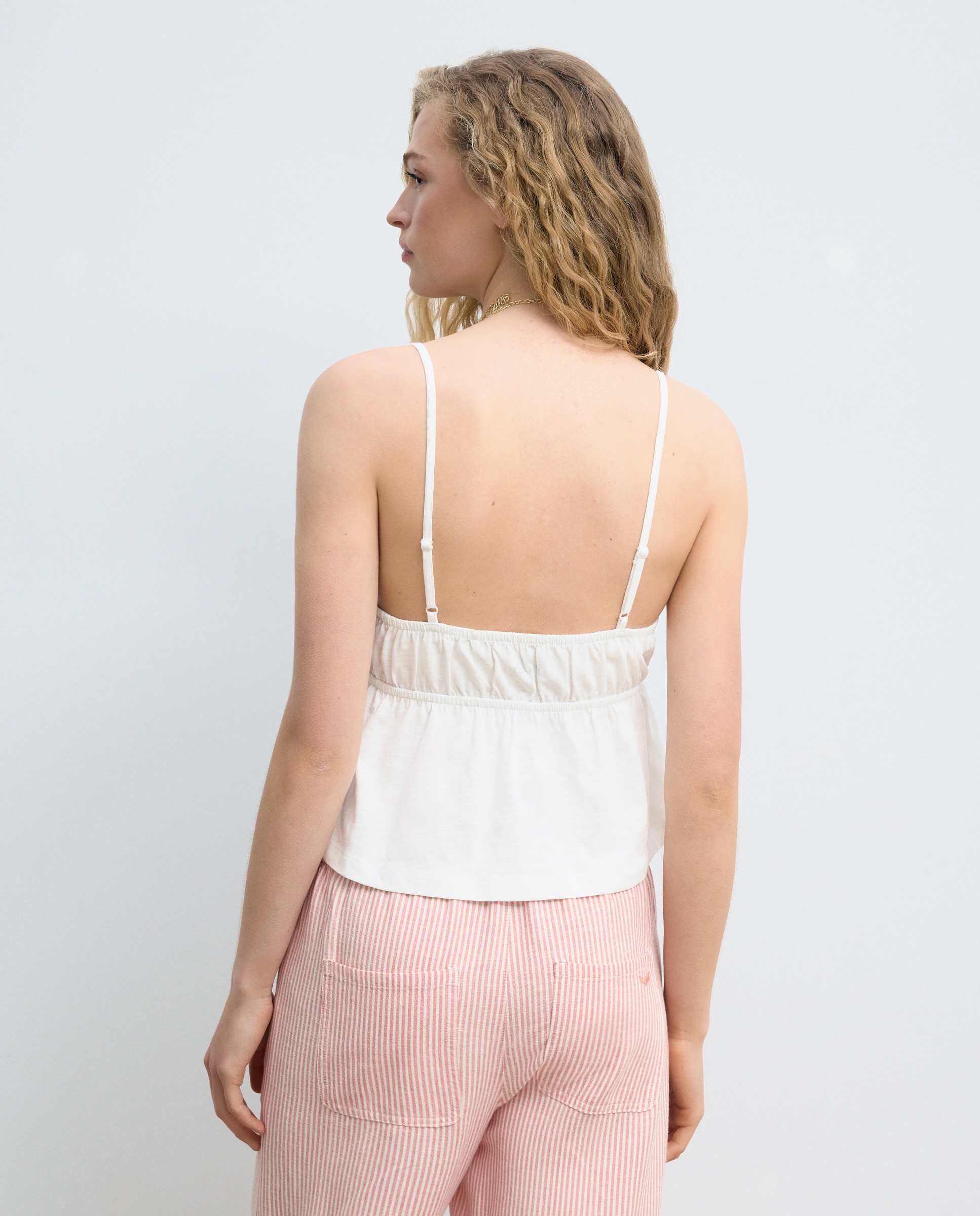 Imagen 3 de Top de mujer con tirantes bordados de flores - Green Coast - Blanco roto Blanco roto