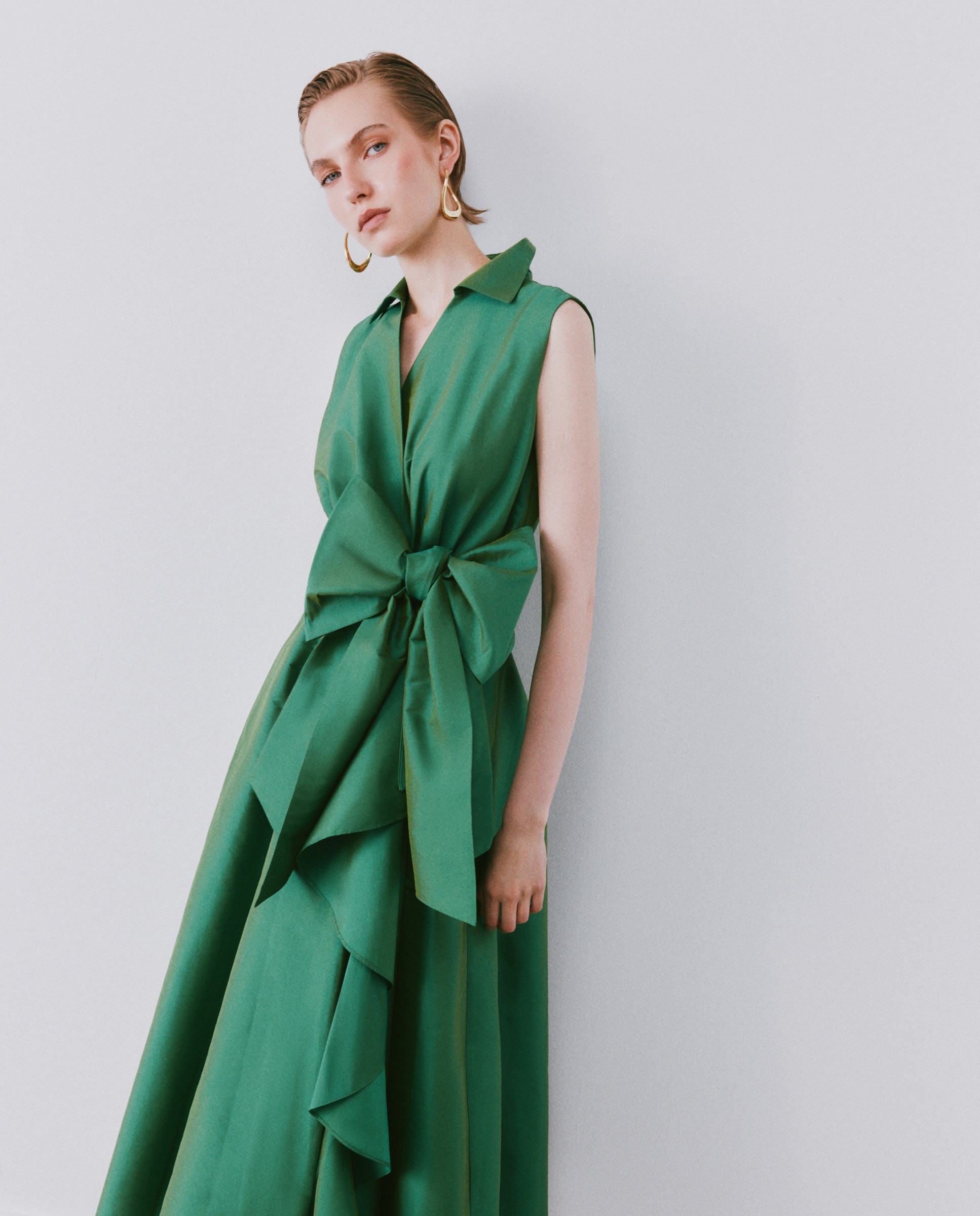 Imagem 0 de Vestido midi com volume