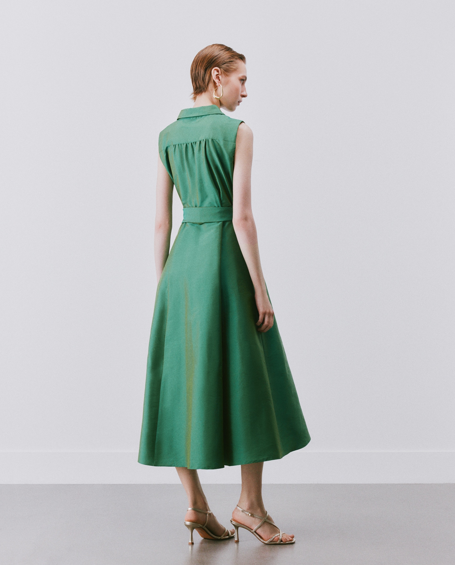 Vestido midi com volume 510 Verde Claro-3