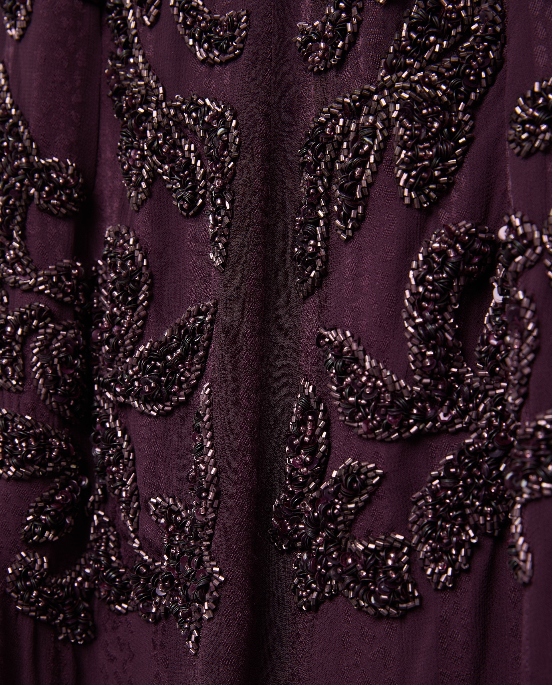 Vestido Comprido com Pedraria e Decote Halter 291 Beringela-5