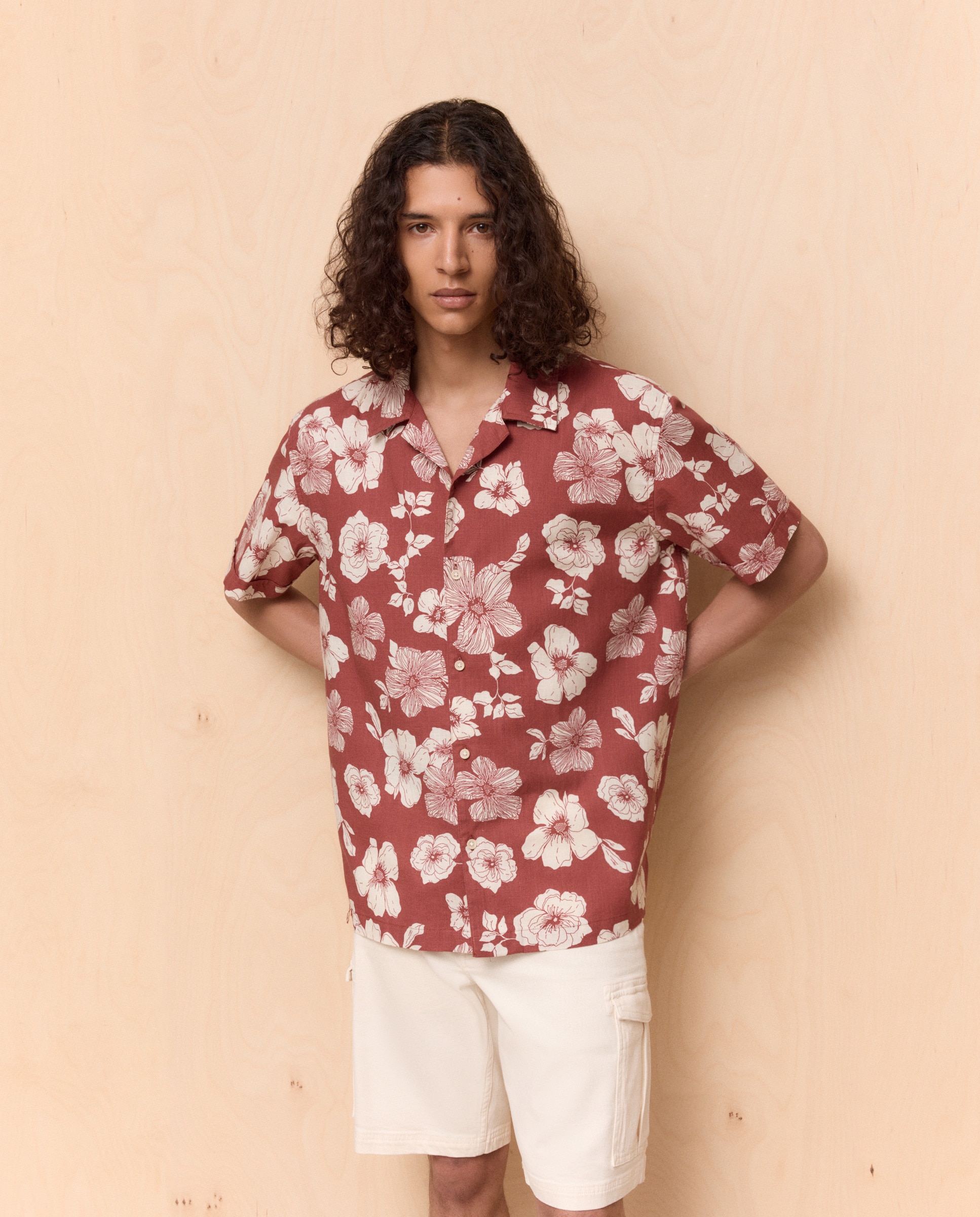 Imagem 0 de Camisa Bowling com Manga Curta e Estampado Floral