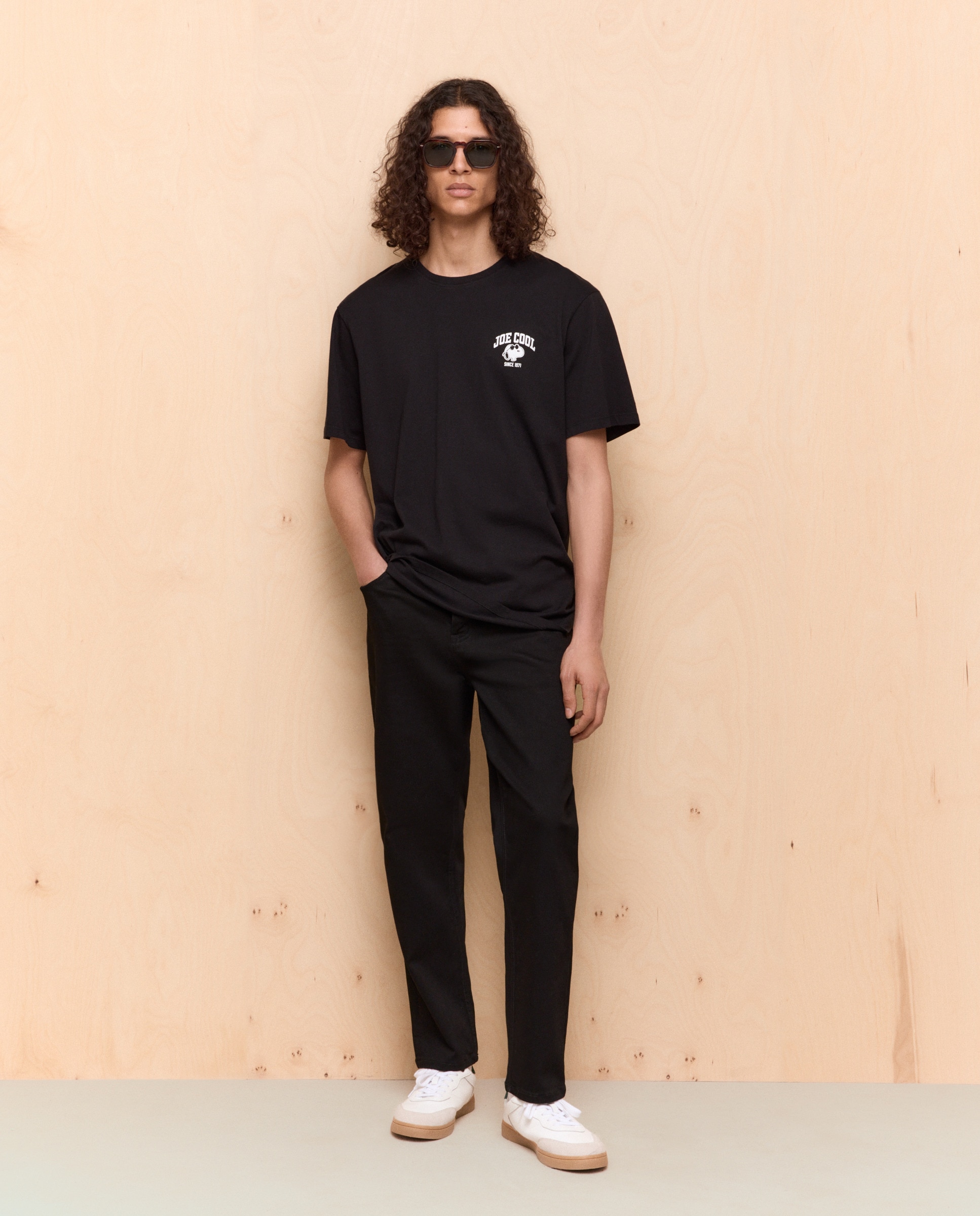 T-shirt Snoopy de Manga Curta Preto-1
