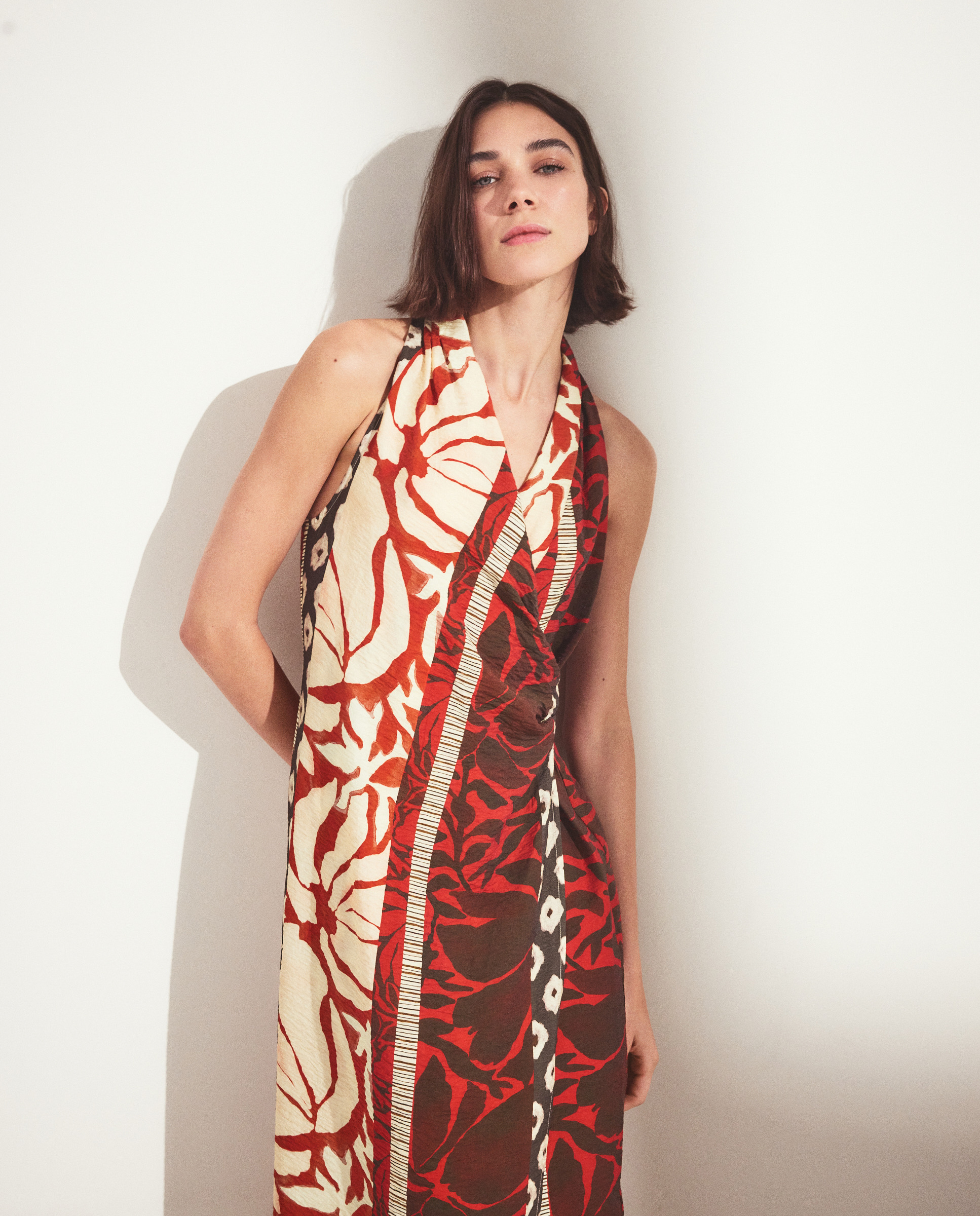 Vestido Estampado sem Mangas Vermelho-1