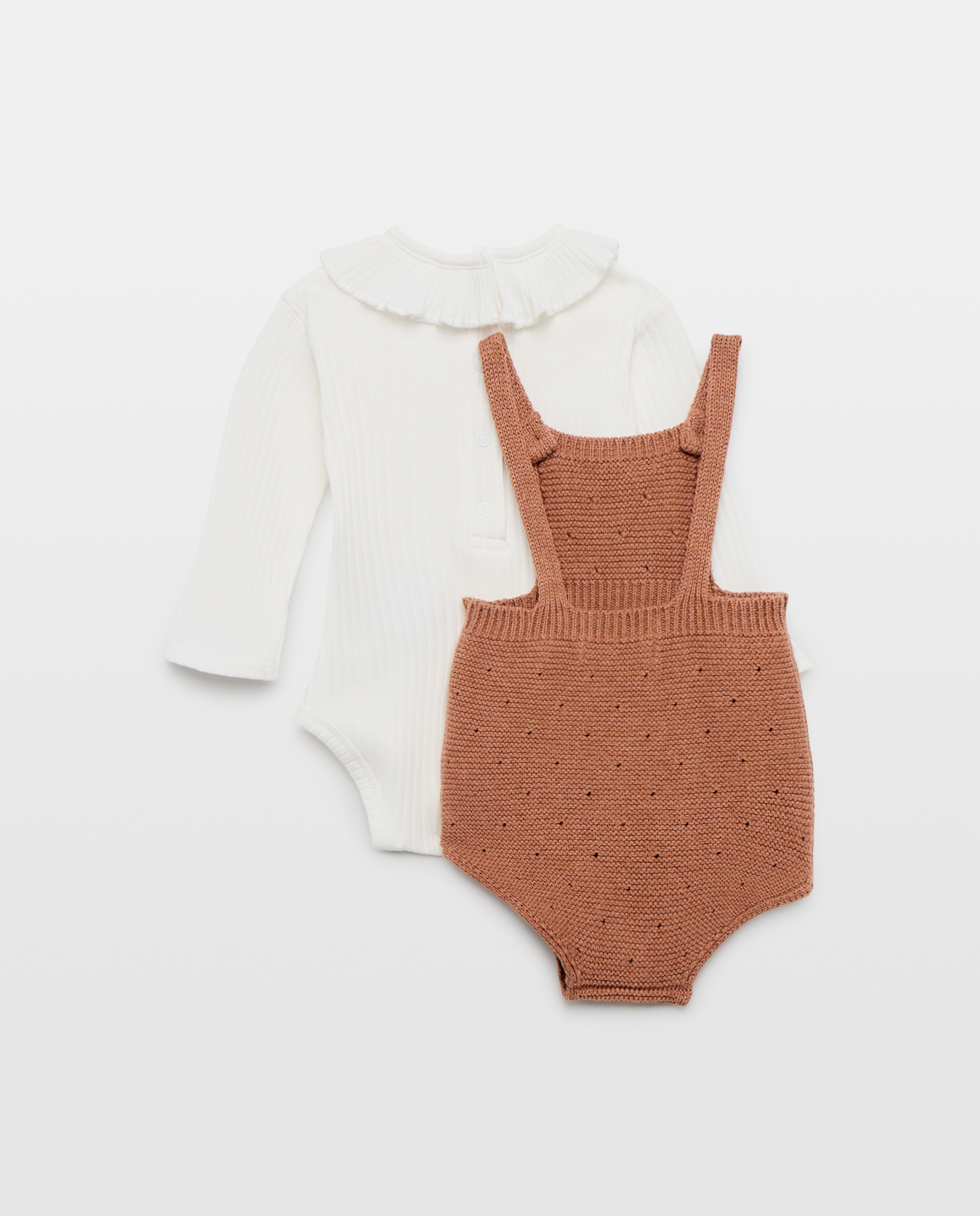 Conjunto de 2 Peças de Bebé: jardineiras de Tricot e Body Mostarda-2