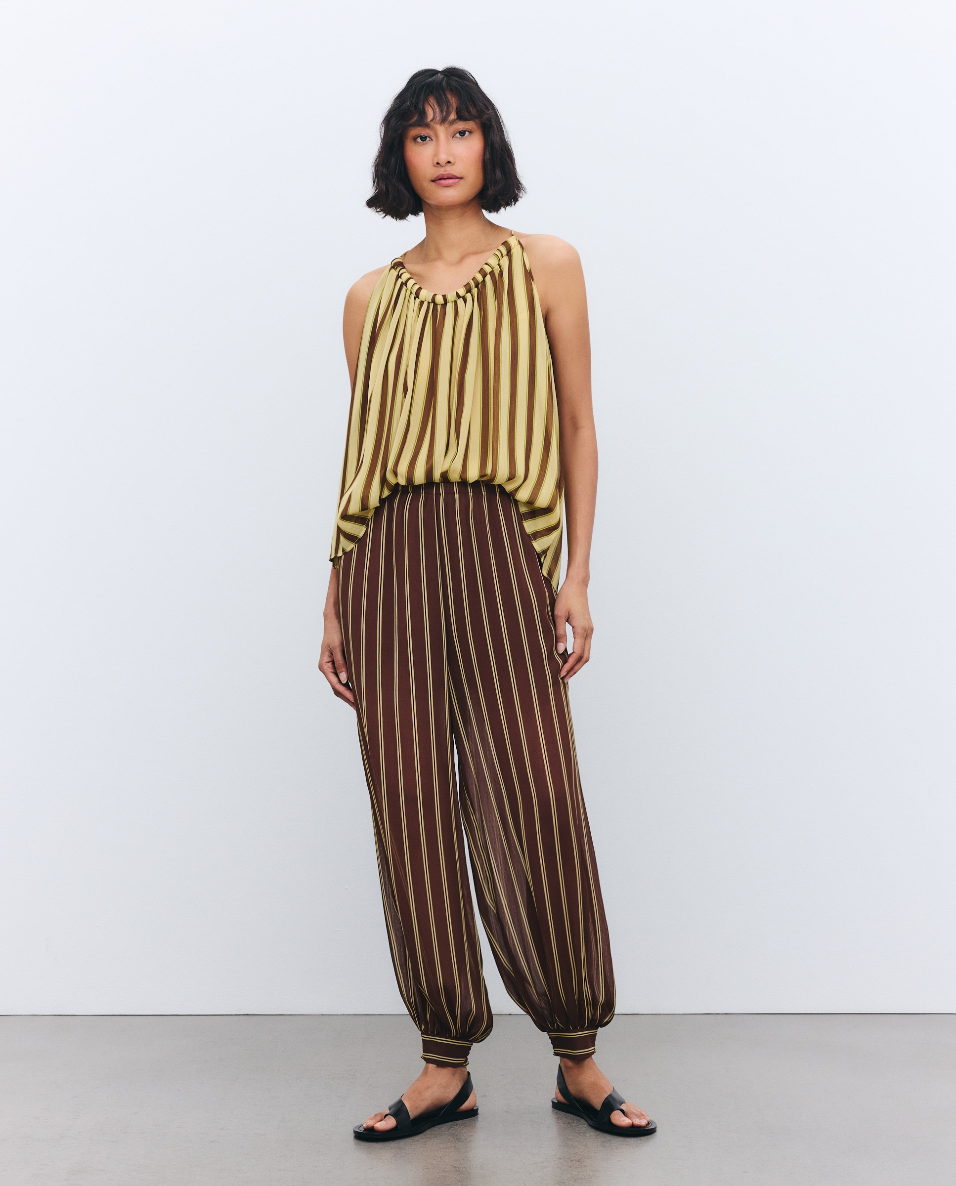 Blusa sem mangas Amarelo-2