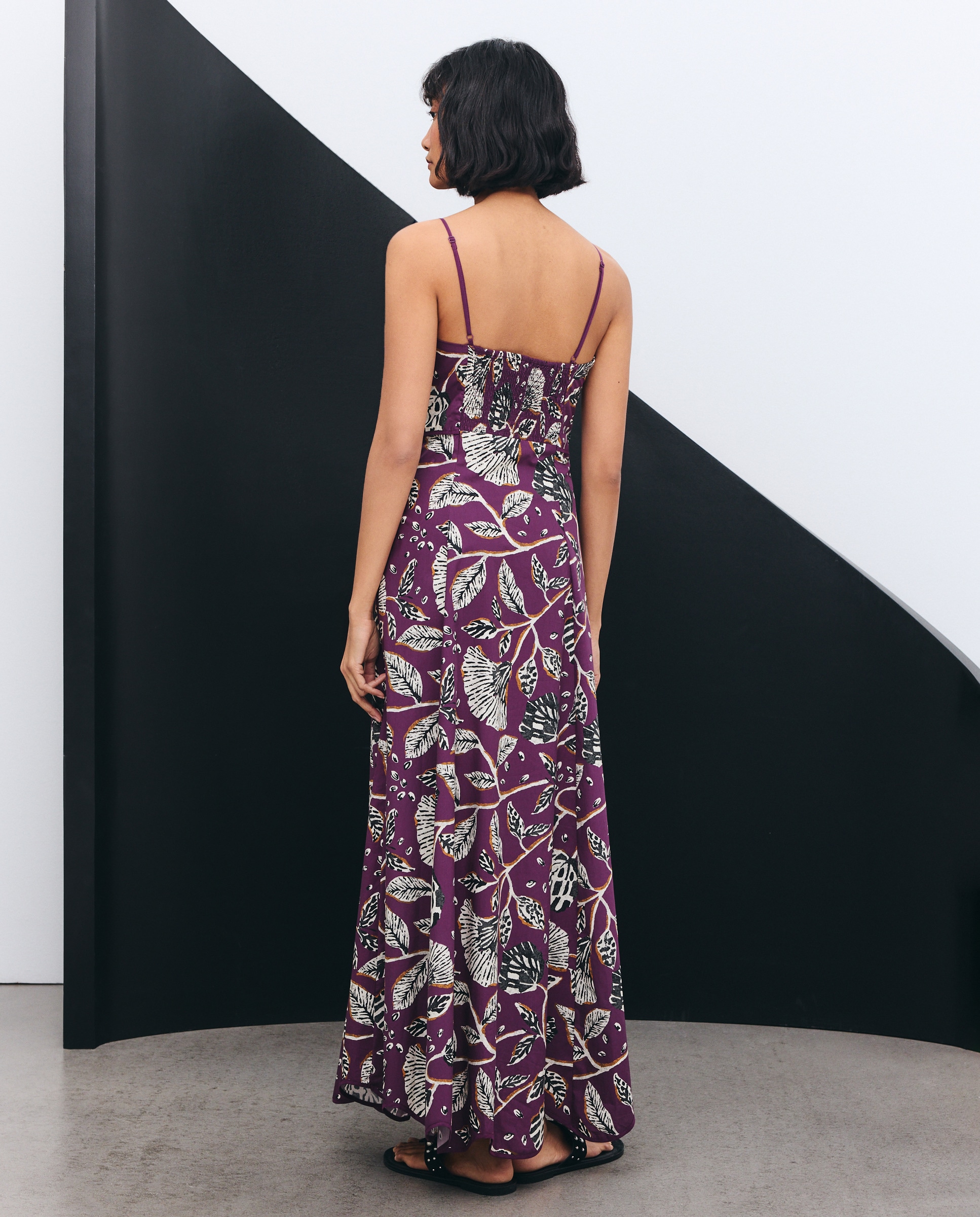 Vestido Comprido sem Mangas e com Estampado Roxo-3