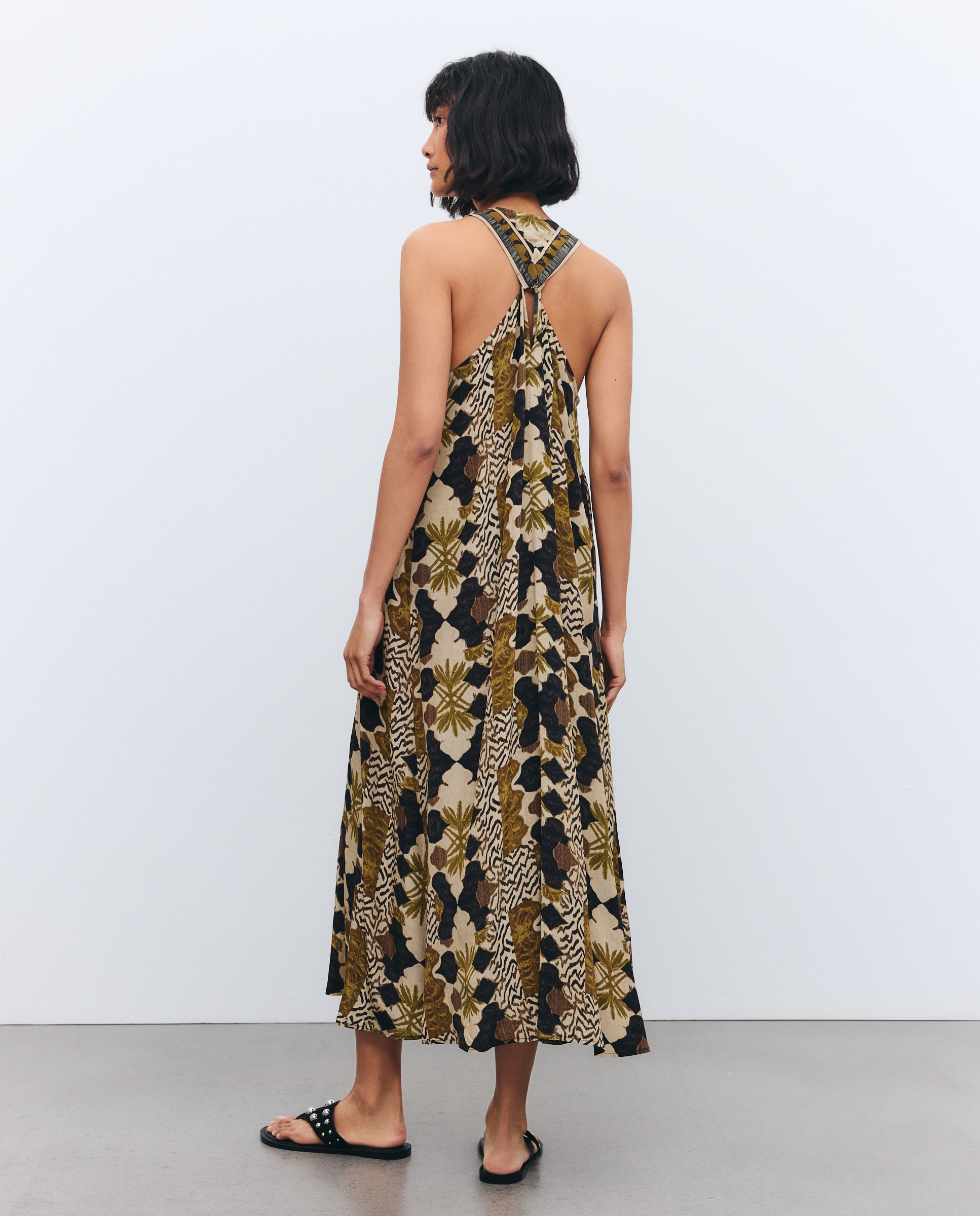 Vestido Estampado sem Mangas Castanho-3