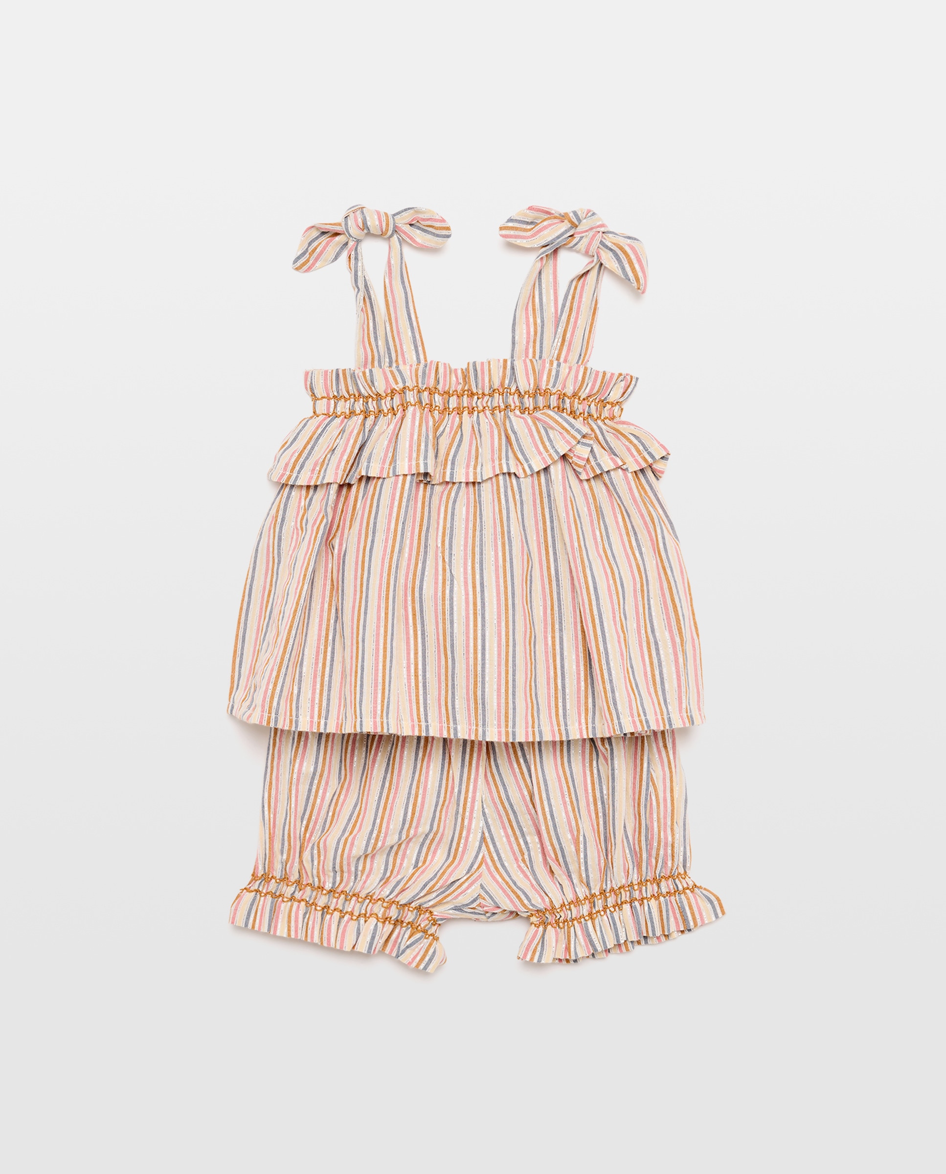 Imagem 0 de Conjunto de 2 Peças para Bebé: T-shirt e Calções