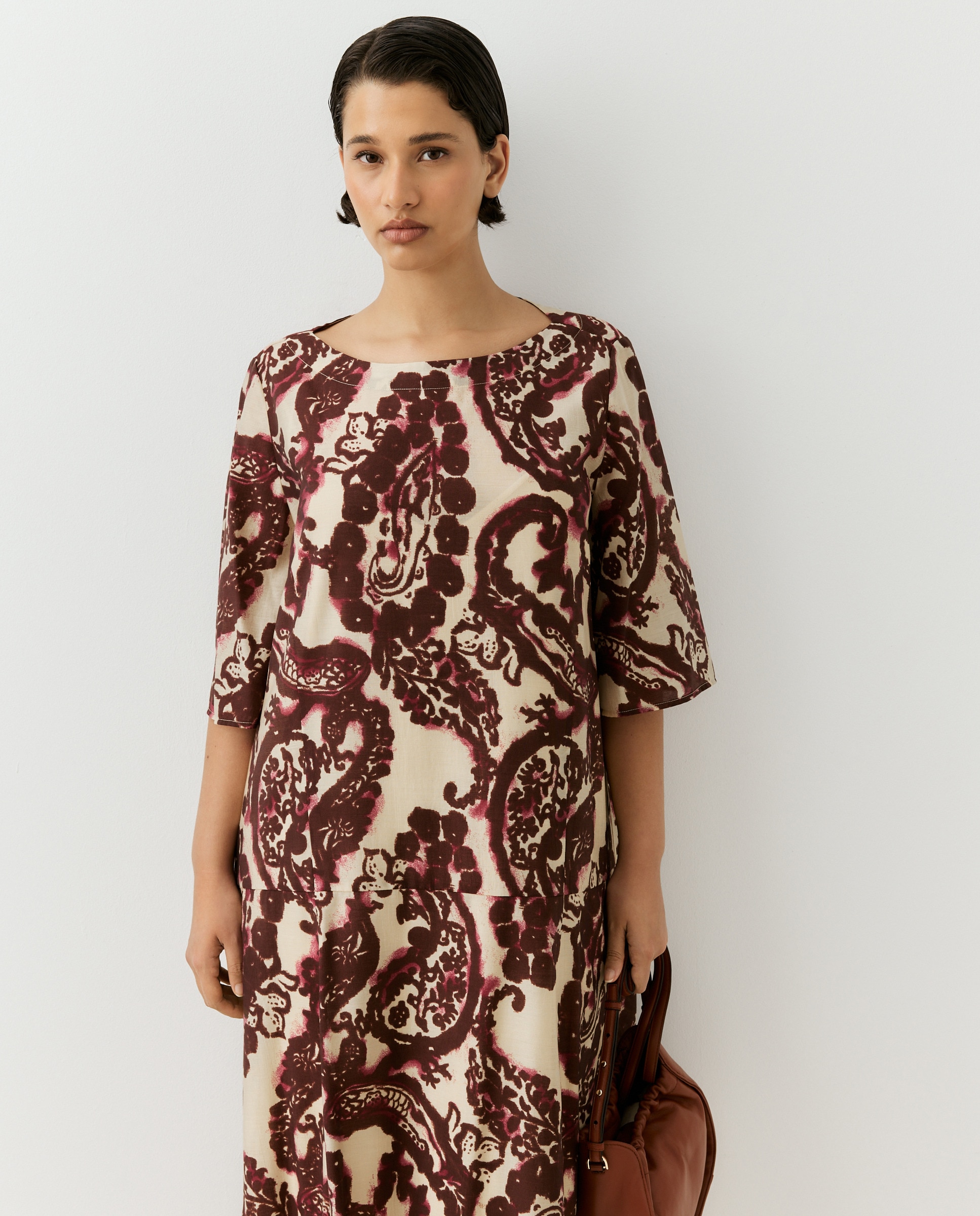 Vestido Midi Estampado com Manga Curta Rosa-2