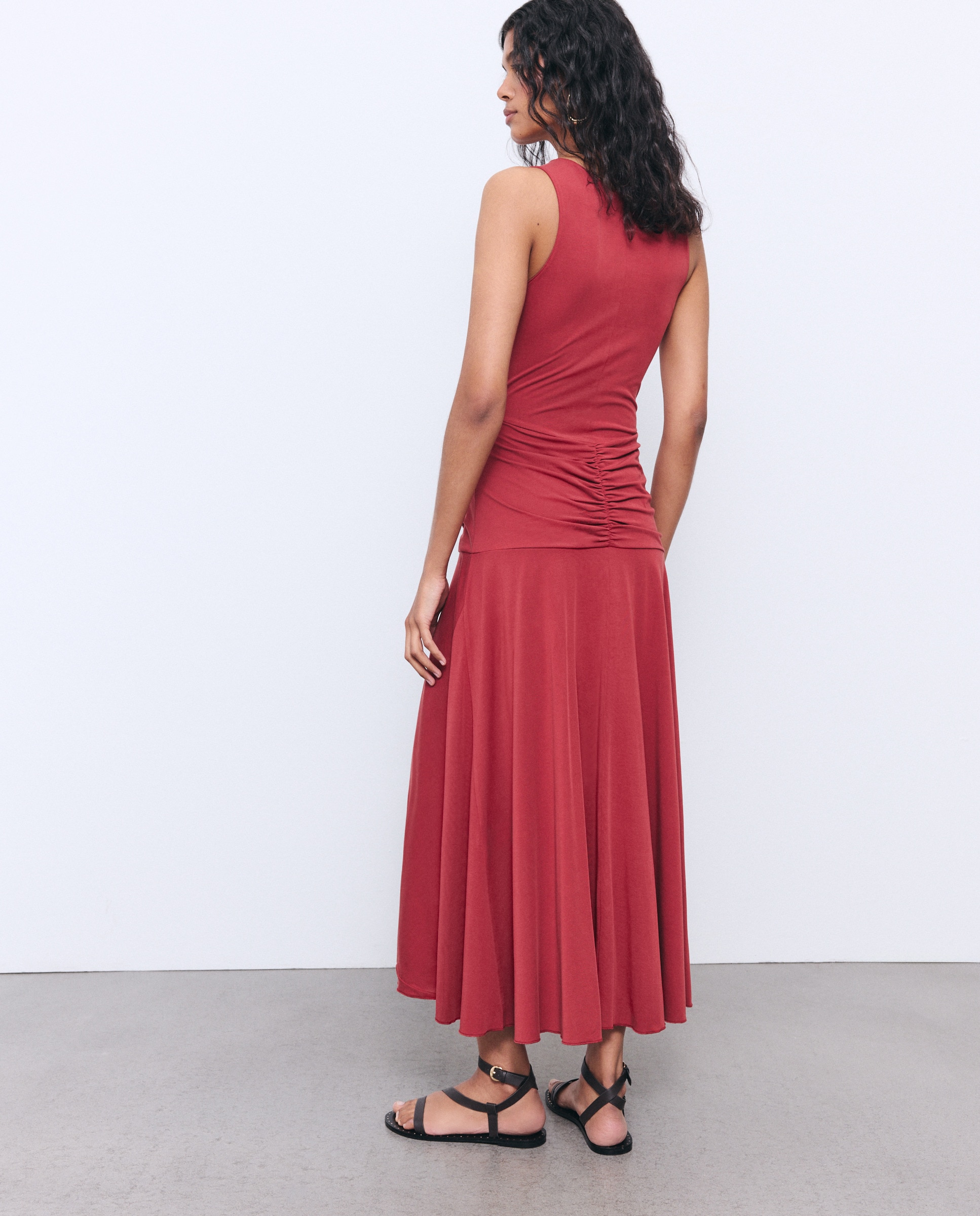 Vestido sem Mangas com Folhos Açafrão-4