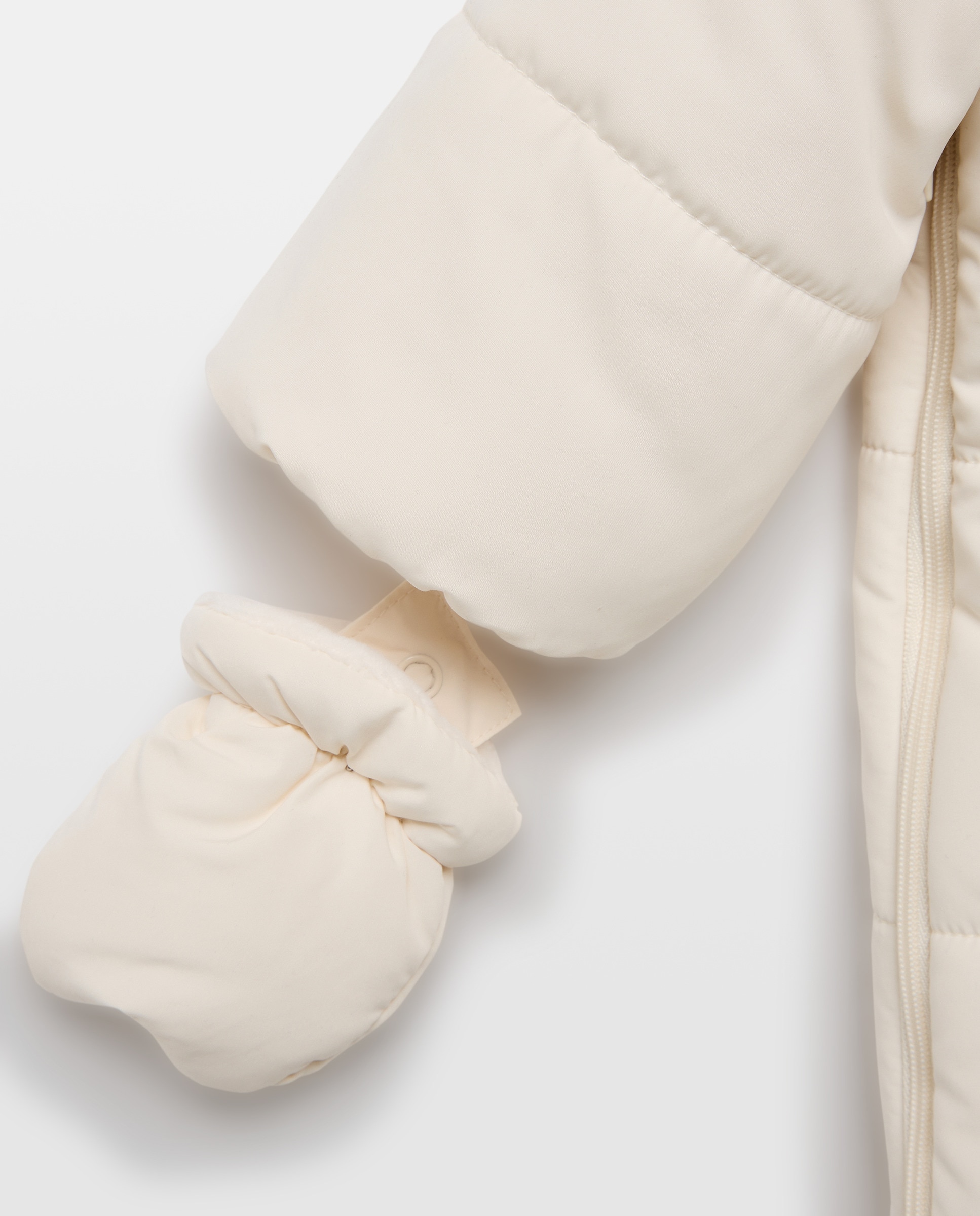 Babygrow de Bebé de Microfibra com Pés + Mãos com Botões de Pressão e Bolso à Frente Coconut El Corte Inglés 120 Cru-4