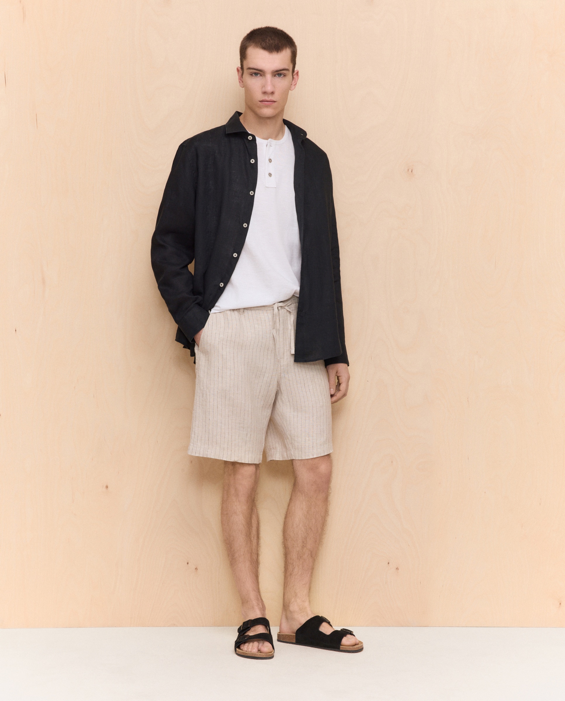 Imagem 0 de Bermudas Chino de Linho