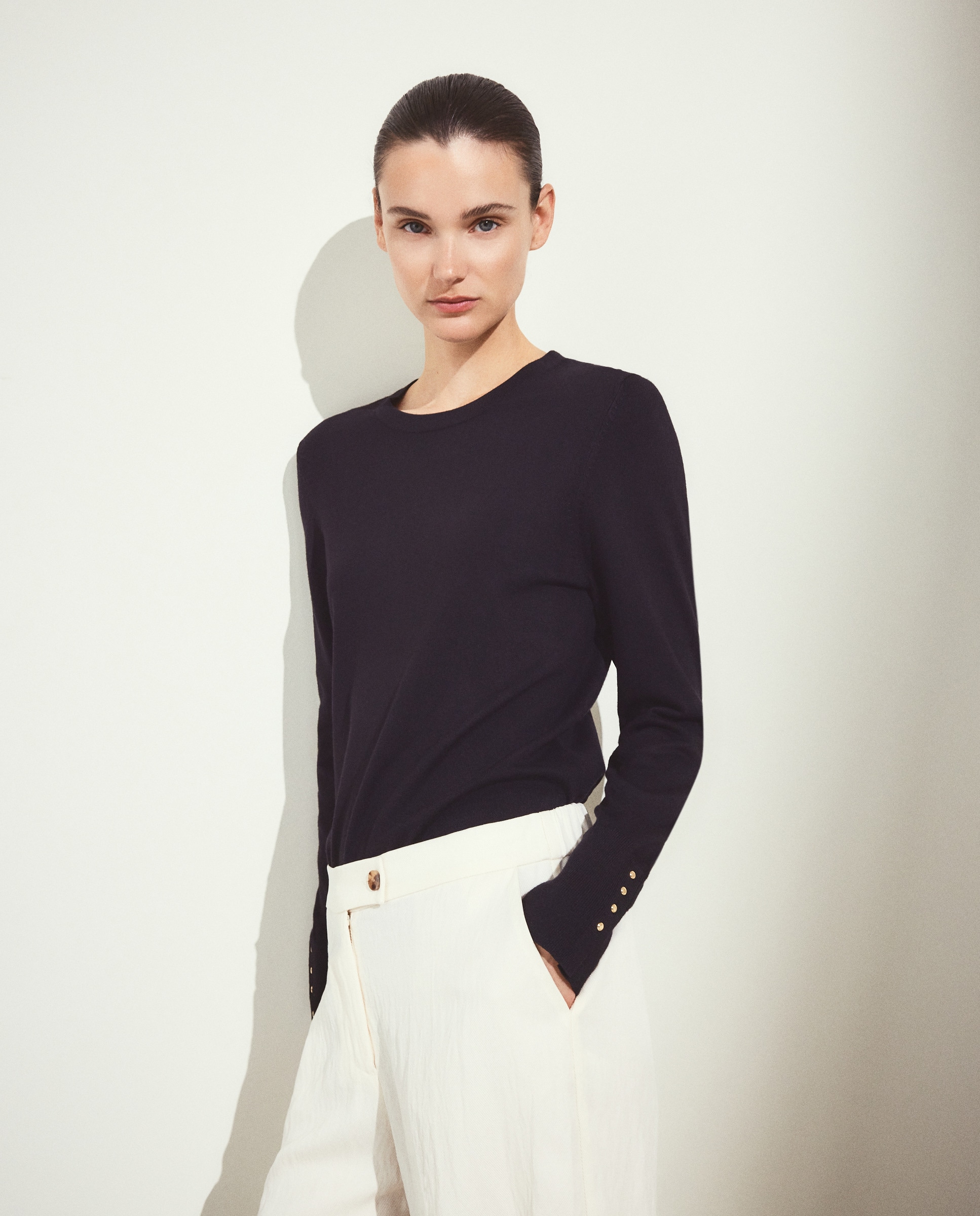 Camisola de Malha Básica Lisa de Viscose Preto-1