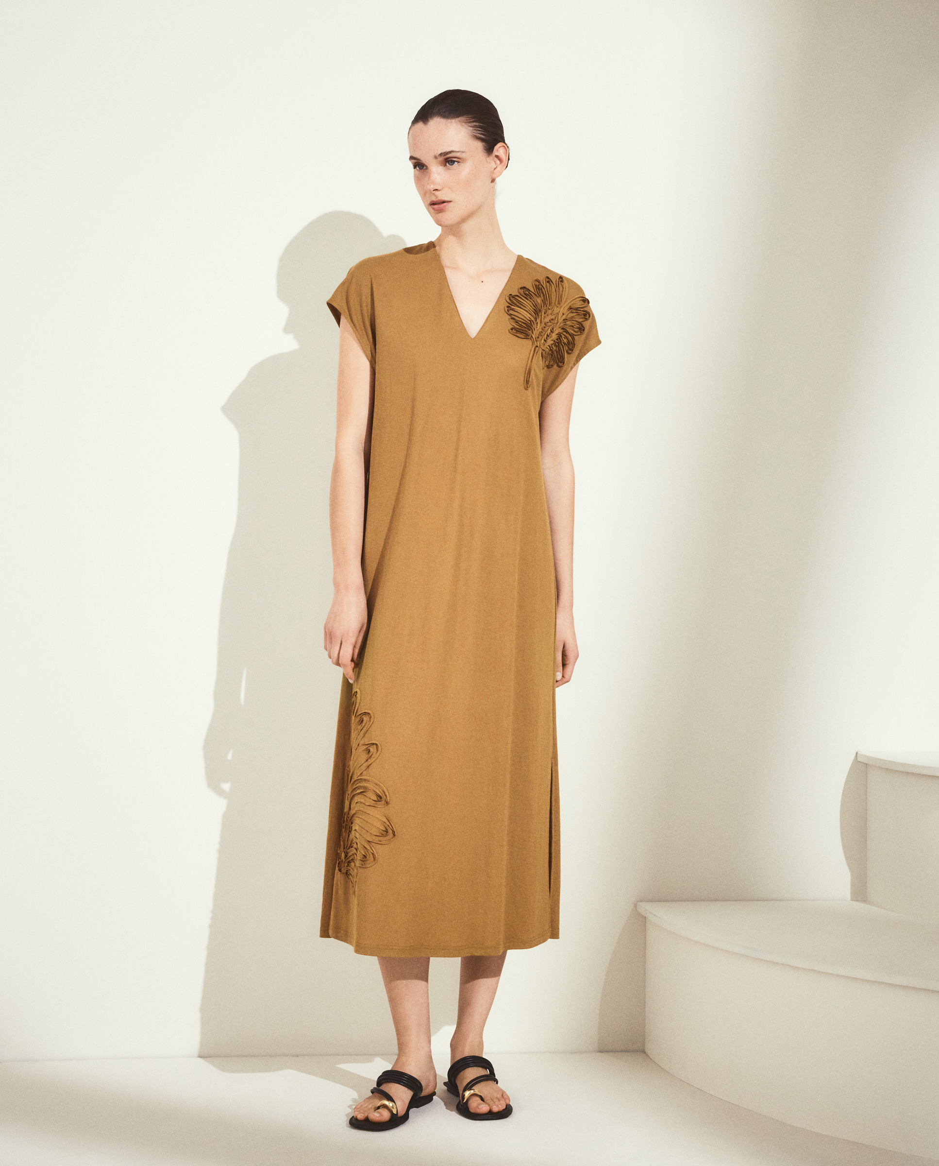 Vestido com Manga Curta e Decote em Bico 440 Azulão-2