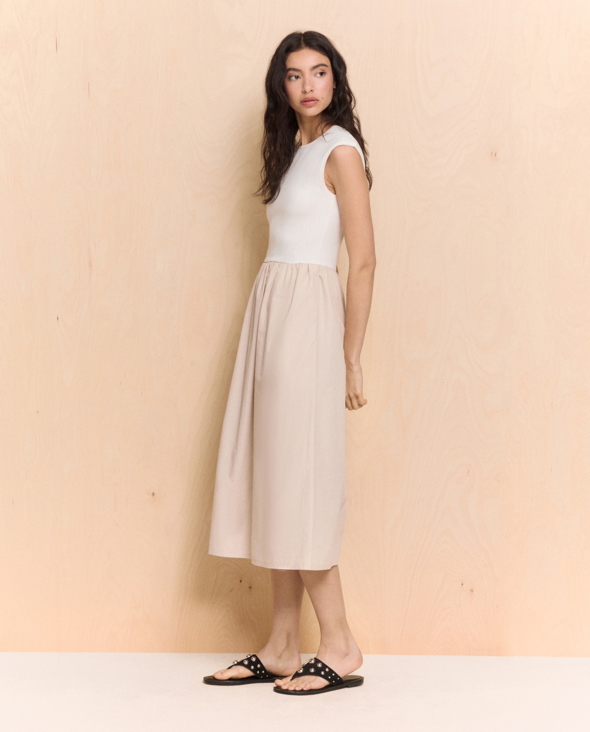 Vestido Midi Combinado sem Mangas Bege-1