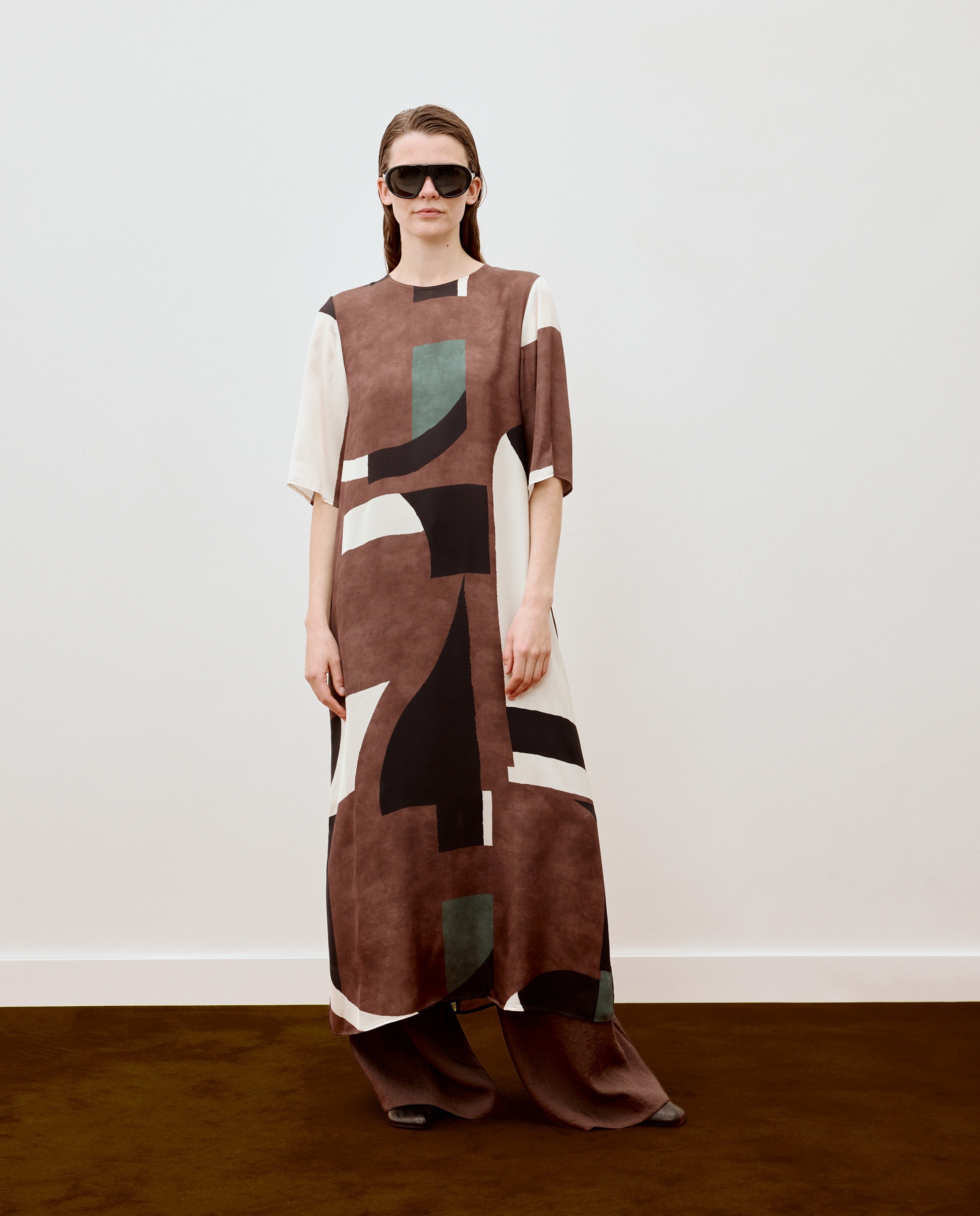 Imagem 0 de Vestido tipo túnica com estampado geométrico