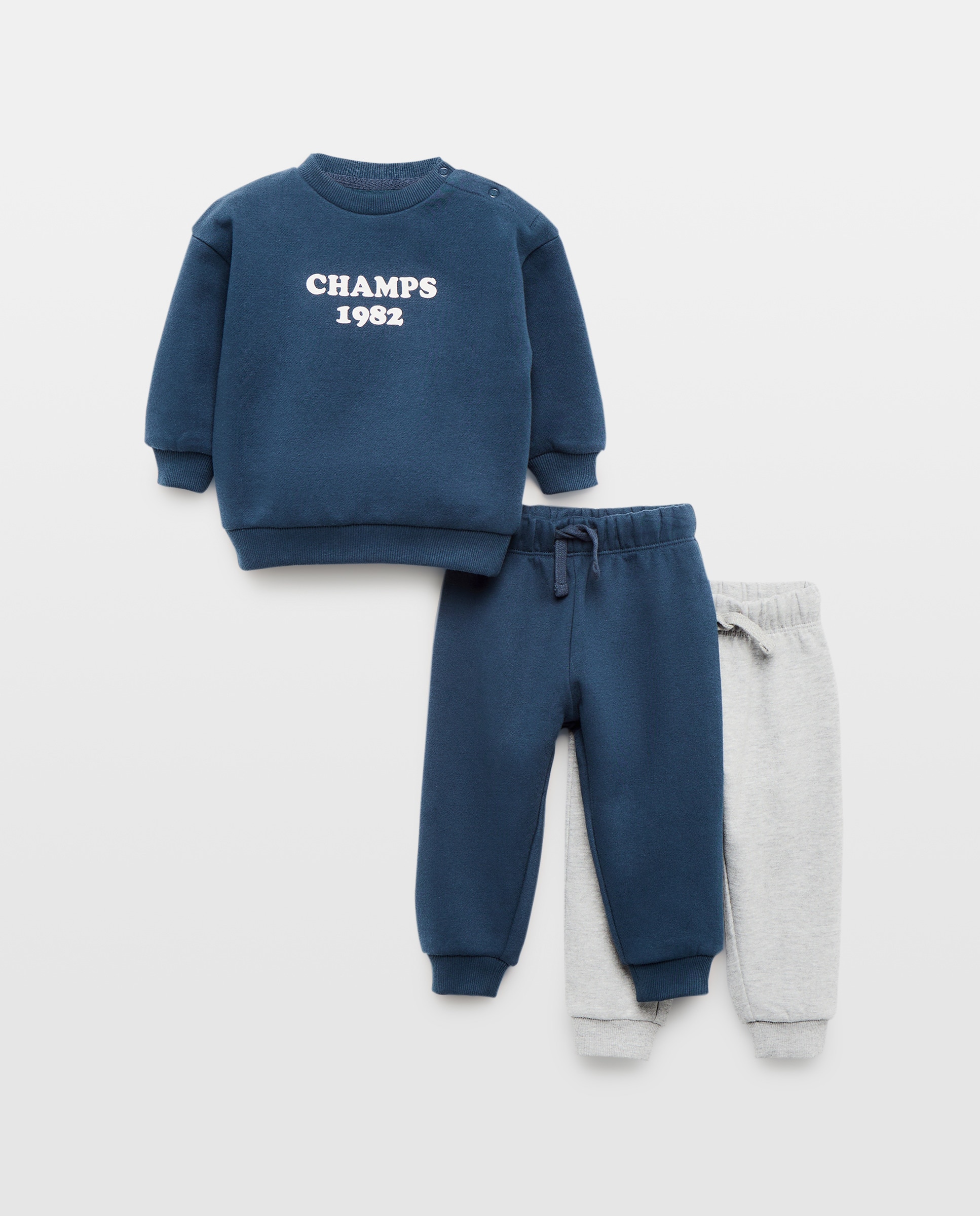 Imagen 0 de Conjunto de bebé sudadera cuello caja + 2 Pantalones