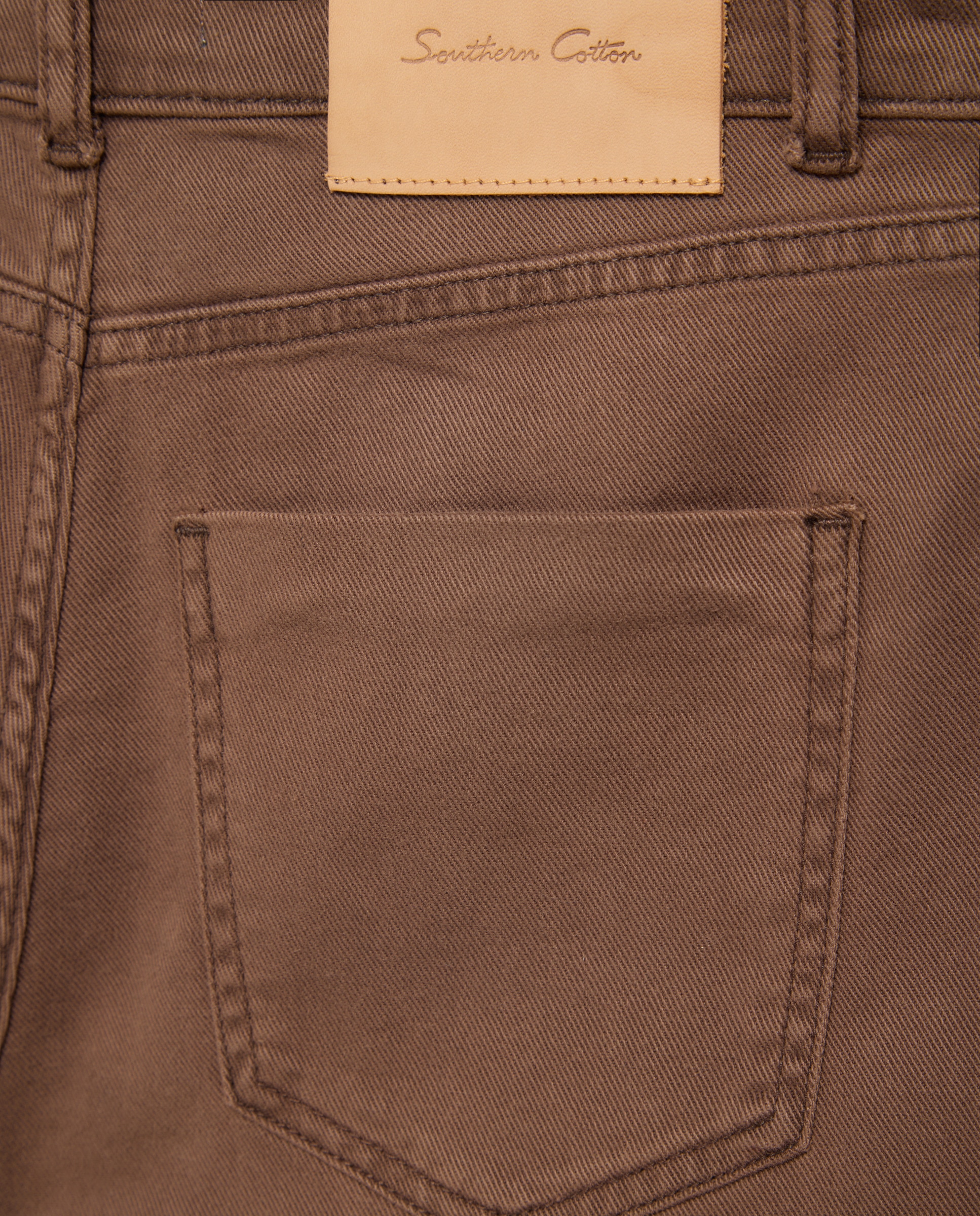 Calças Boot Cut com Tachas Castanho-2