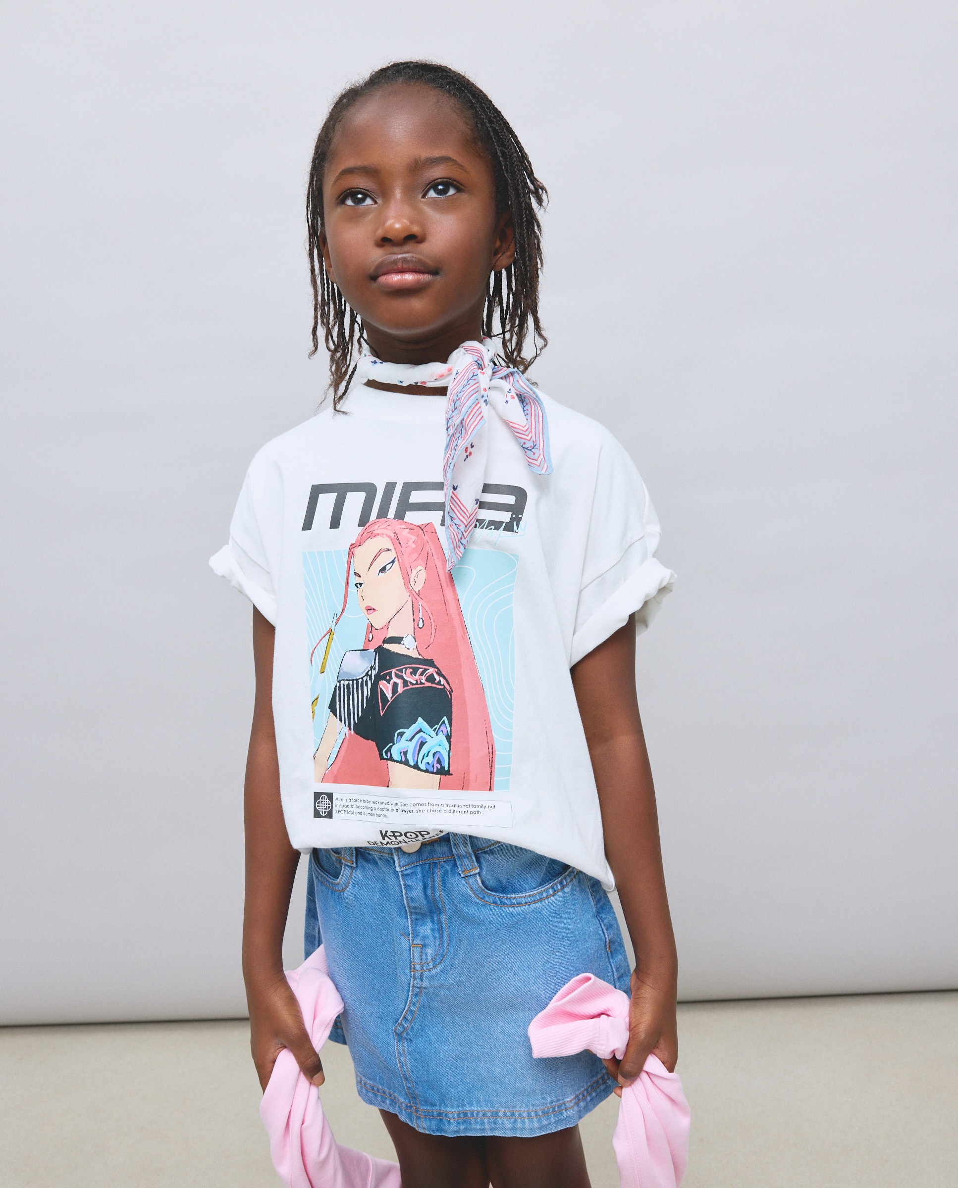 T-shirt de Manga Curta com Estampado Posicional KPOP no Peito "Mira" Kids El Corte Inglés Branco-2