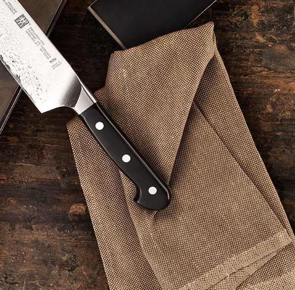 ZWILLING · Uso y cuidado de tus cuchillos