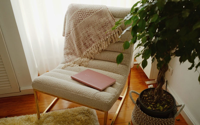 Decor Studio - Mia Rose