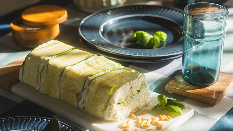 Terrine com Queijo Cabra Pinhoes e Curgete